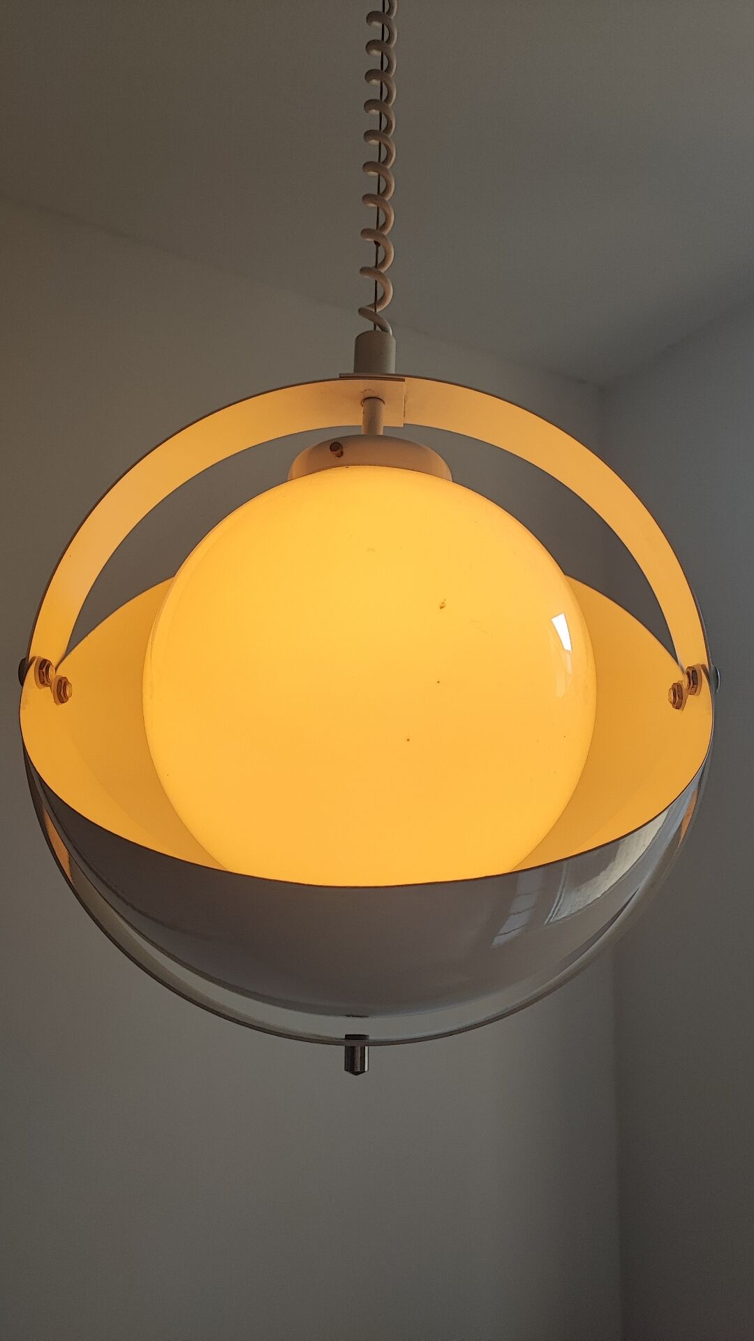 Dijkstra's eclipse suspension  
Lamps, 1970s