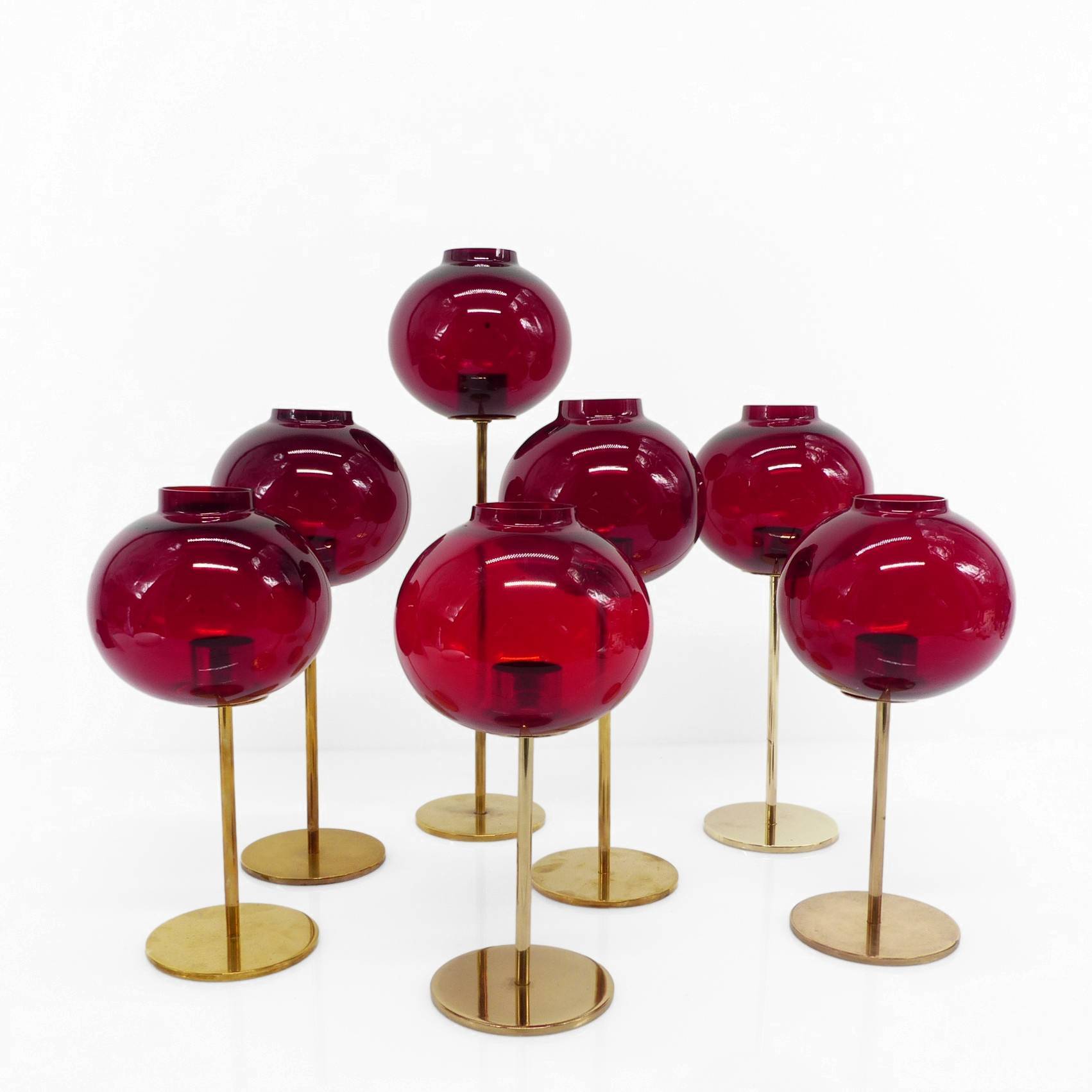 Set of 7 Hans-Agne Jakobsson AB Markaryd NR135 red tealight holders, Sweden, c