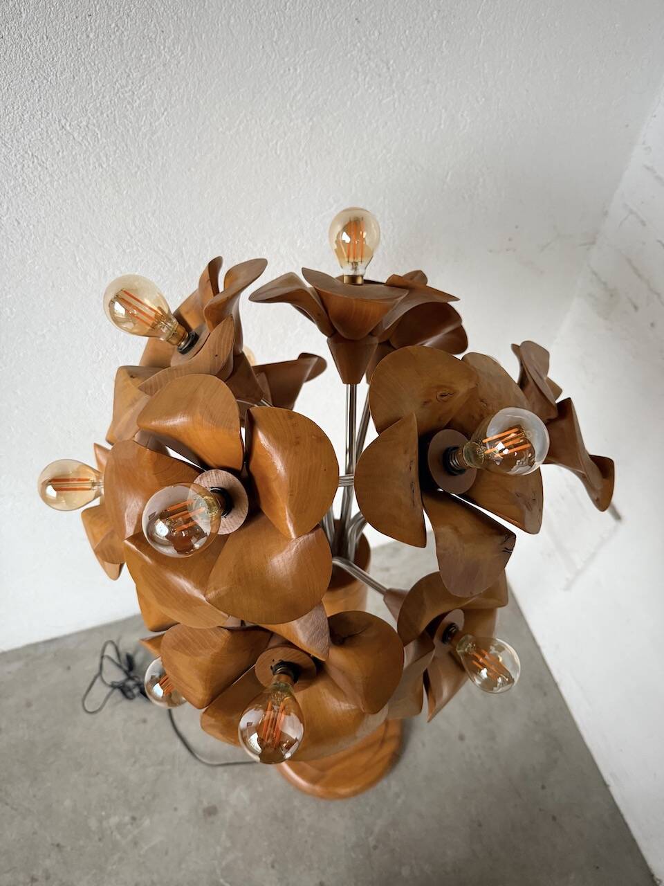 Ornamental floor lamp with "flower" patterns from the 1970s.