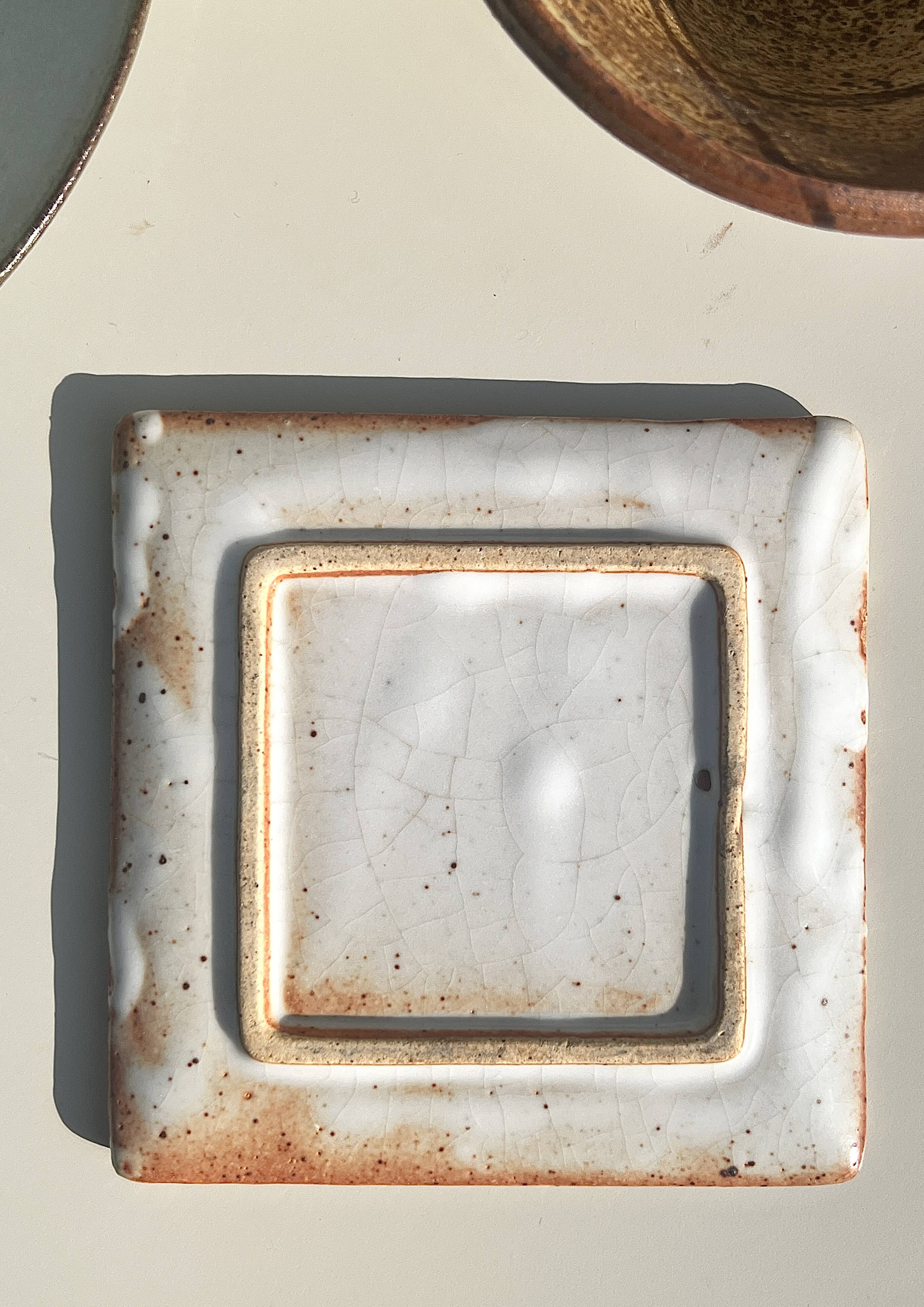 Empty pocket dish in Japanese stoneware,