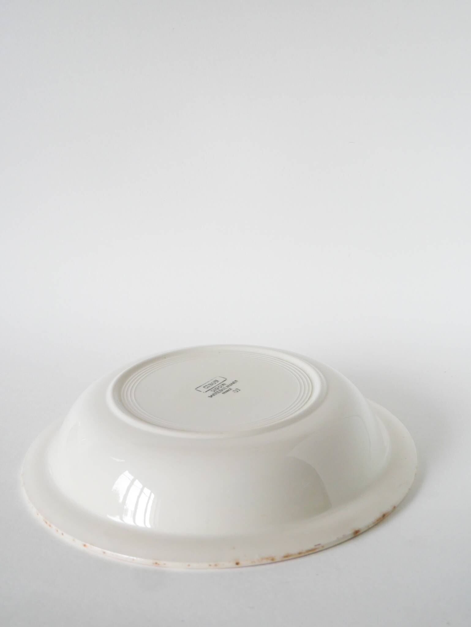 Digoin Sarreguemines round hollow dish, Cibon model, 1940