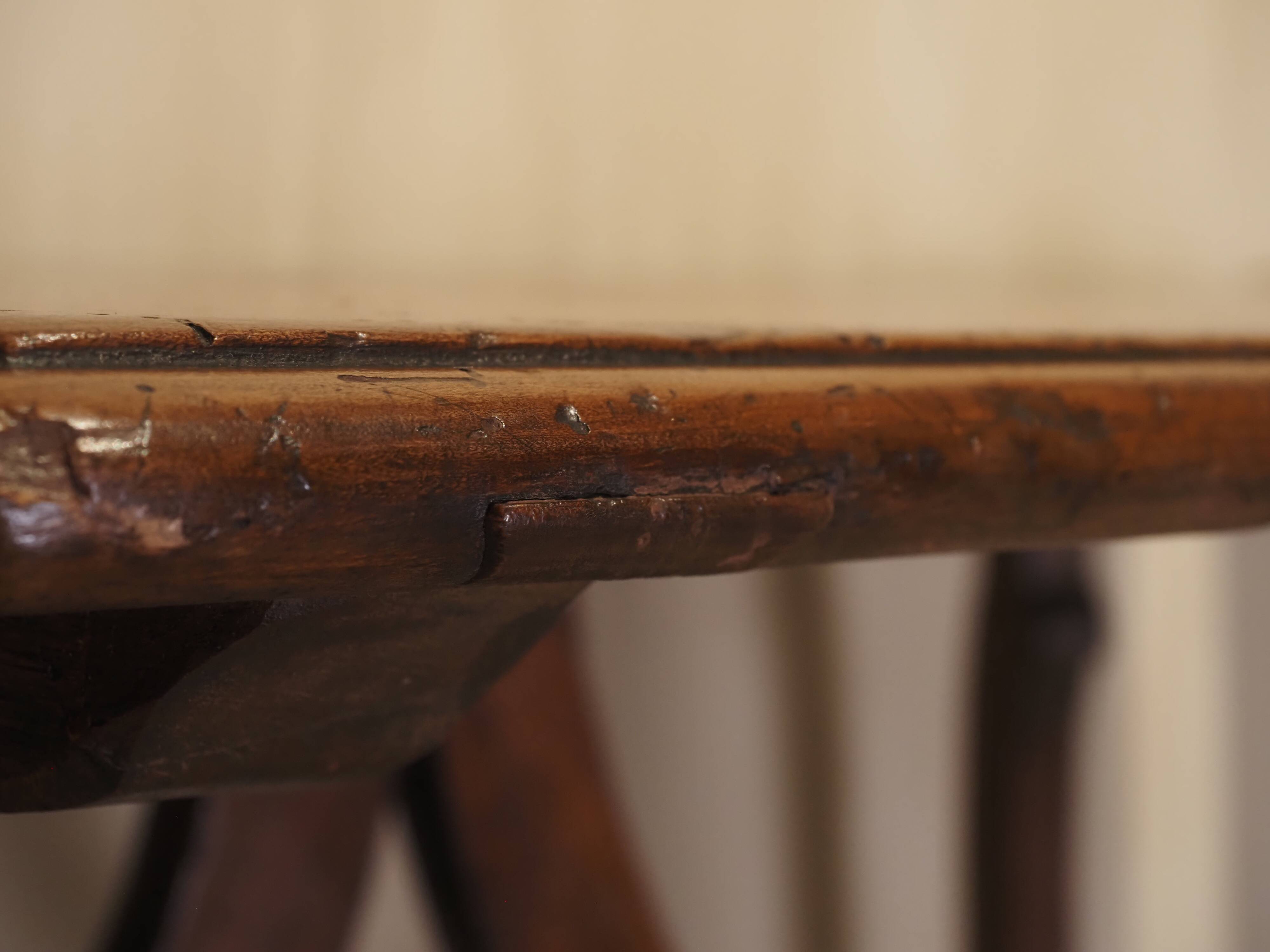 Pair of Italian consoles from the 18th century.