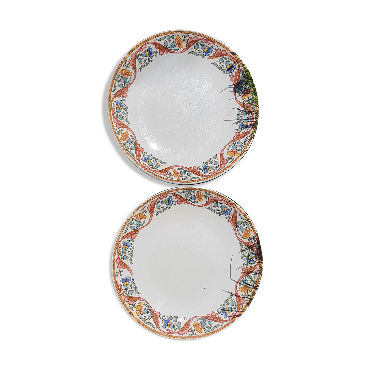 Earthenware dessert plates