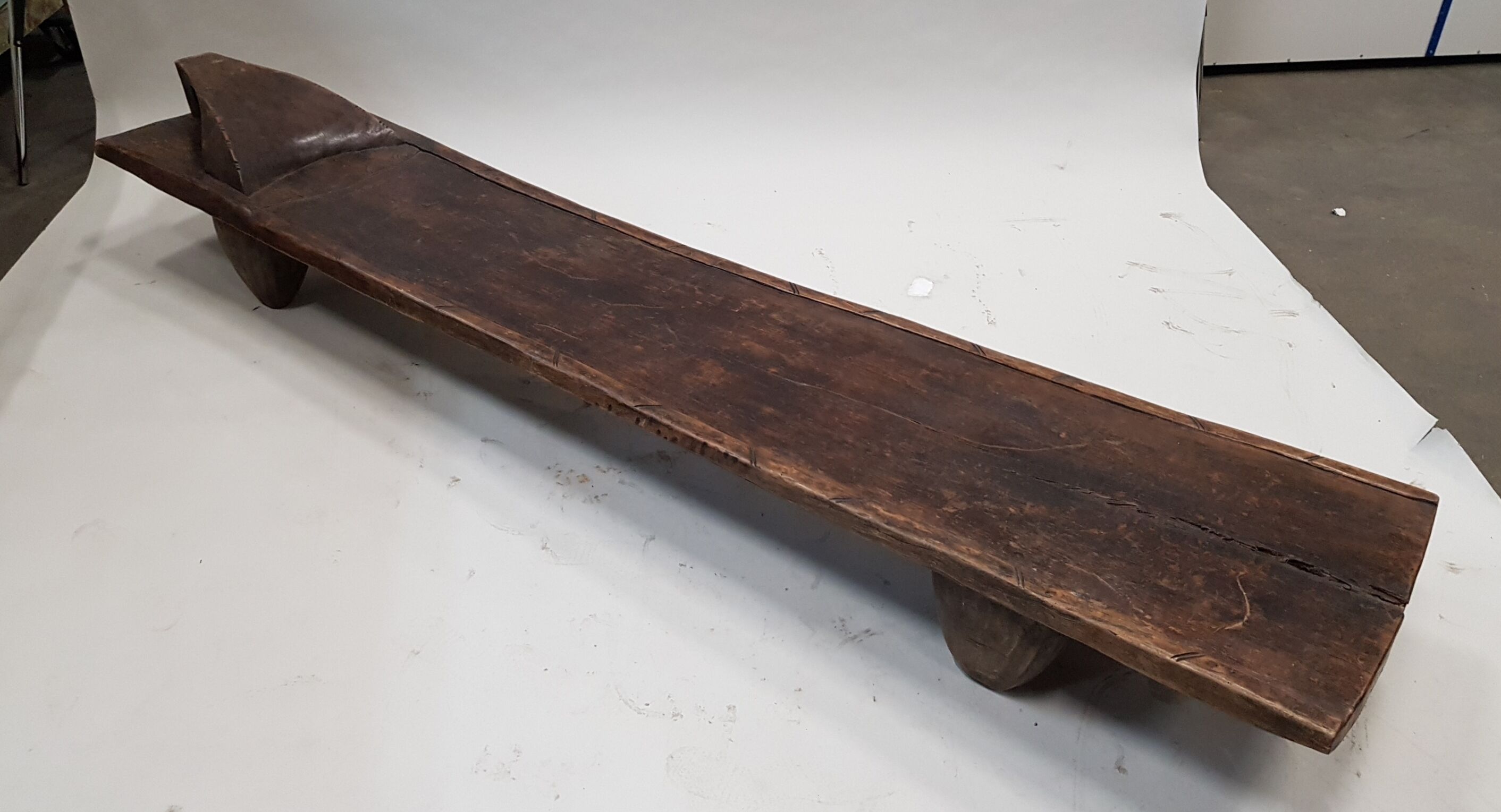 Senoufo bed from Ivory