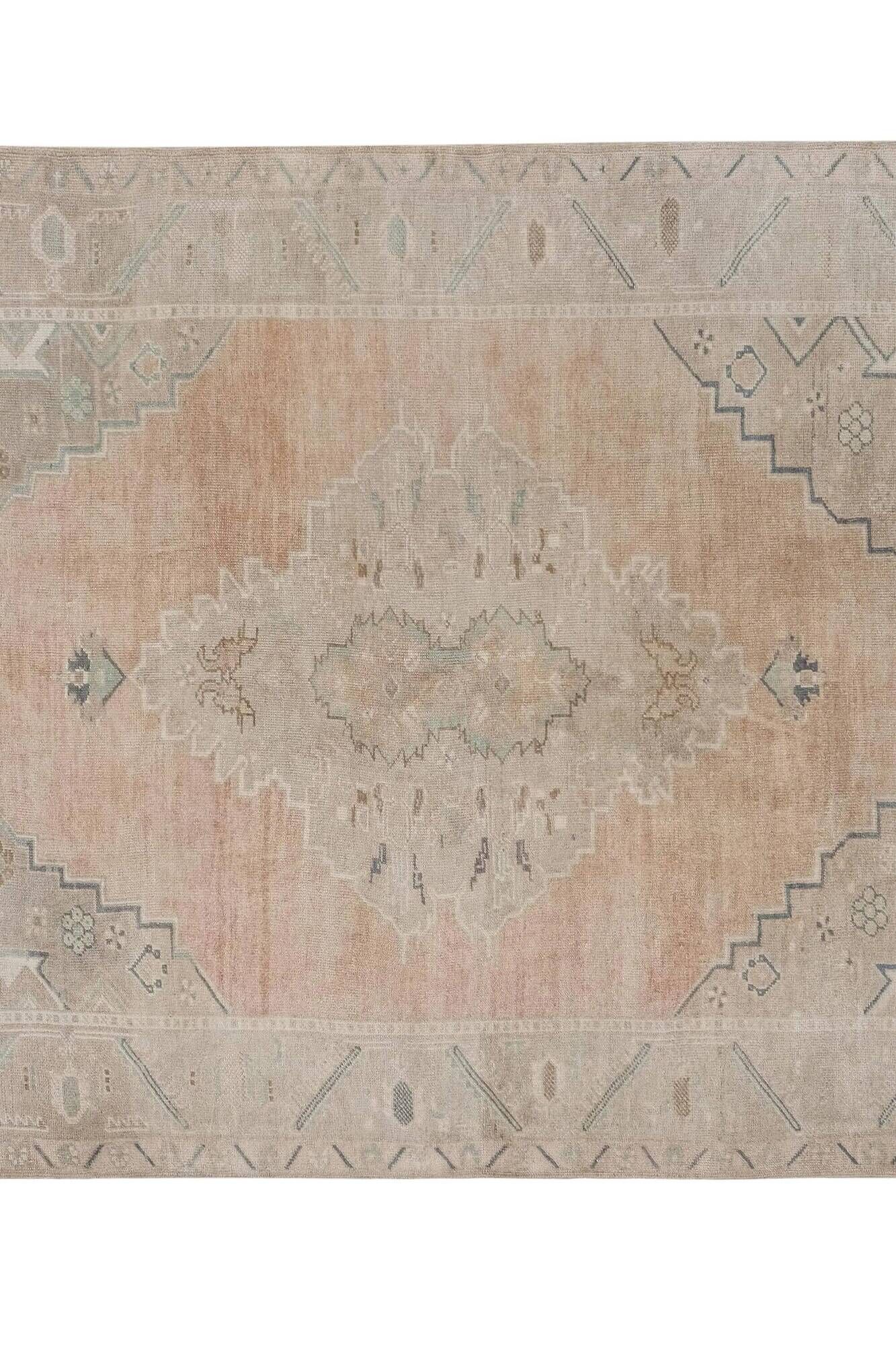 Vintage Turkish Oushak rug 180x262 cm