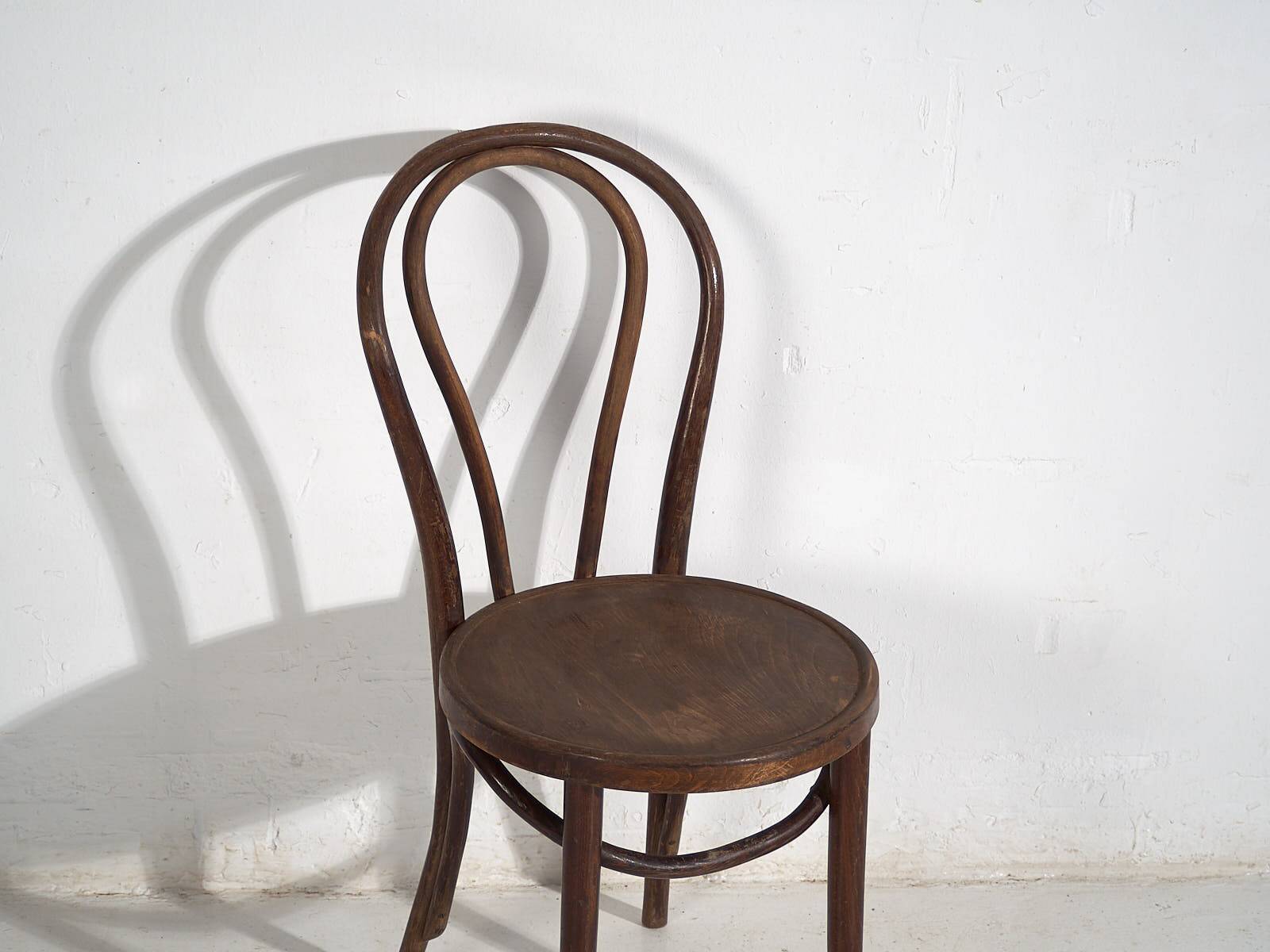 Antique Thonet Chairs No. 18 (c.1920). Set of 4 pieces #11