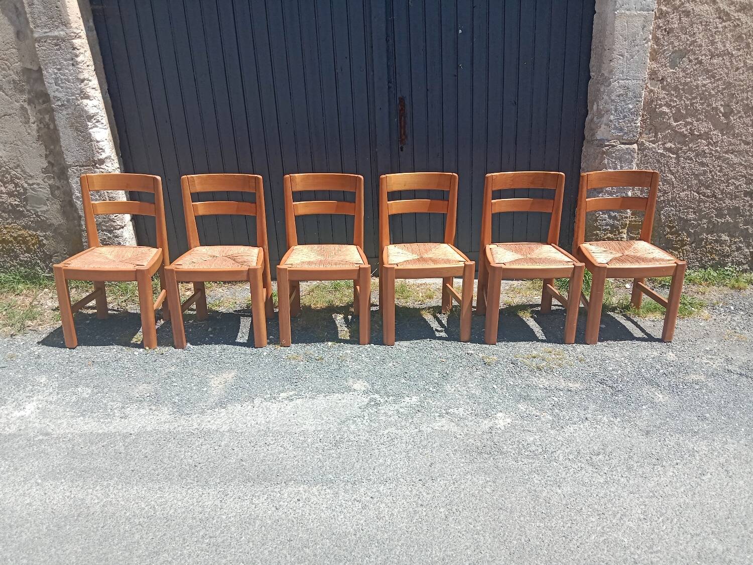 6 chairs in solid elm