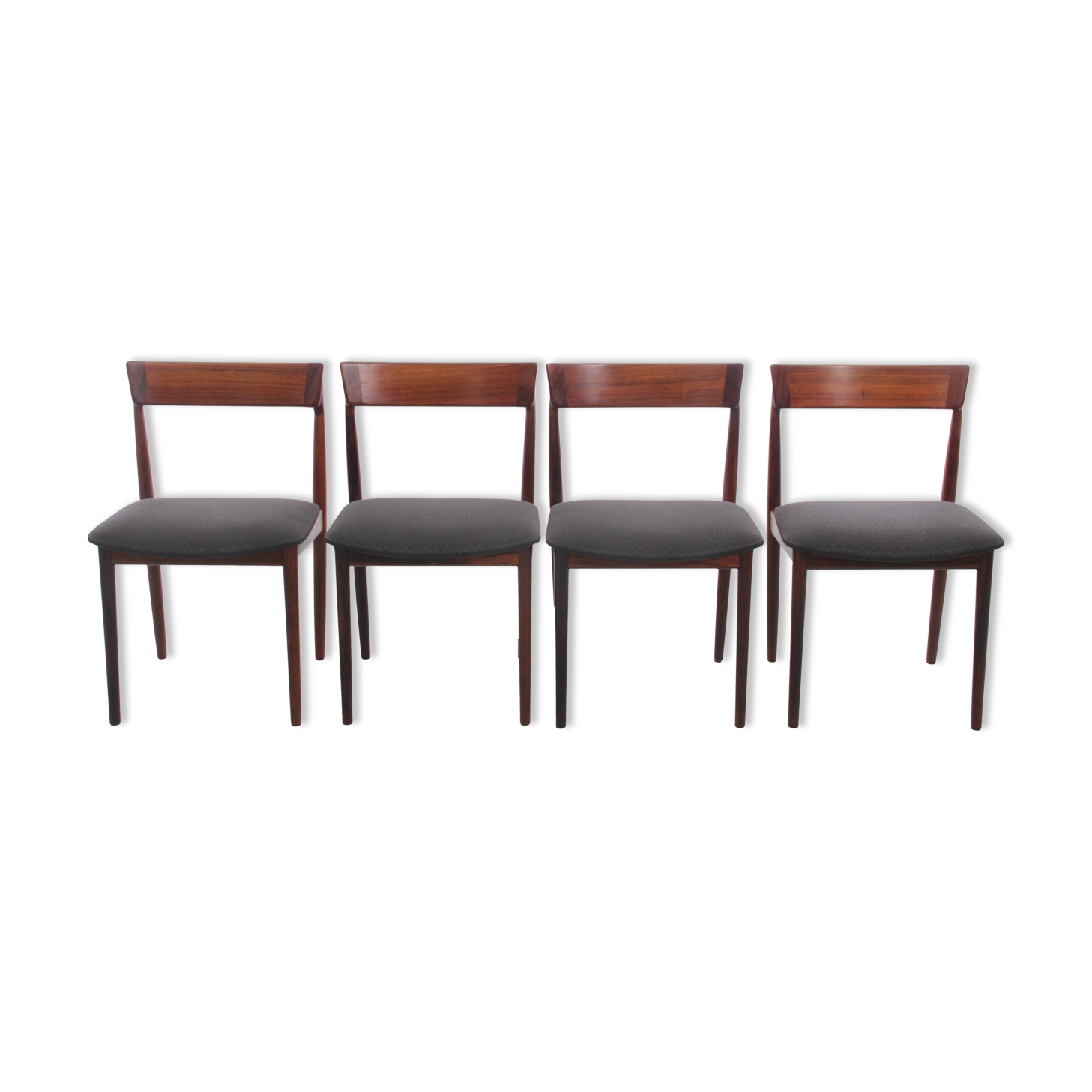 Suite of 4 Scandinavian teak chairs model 39