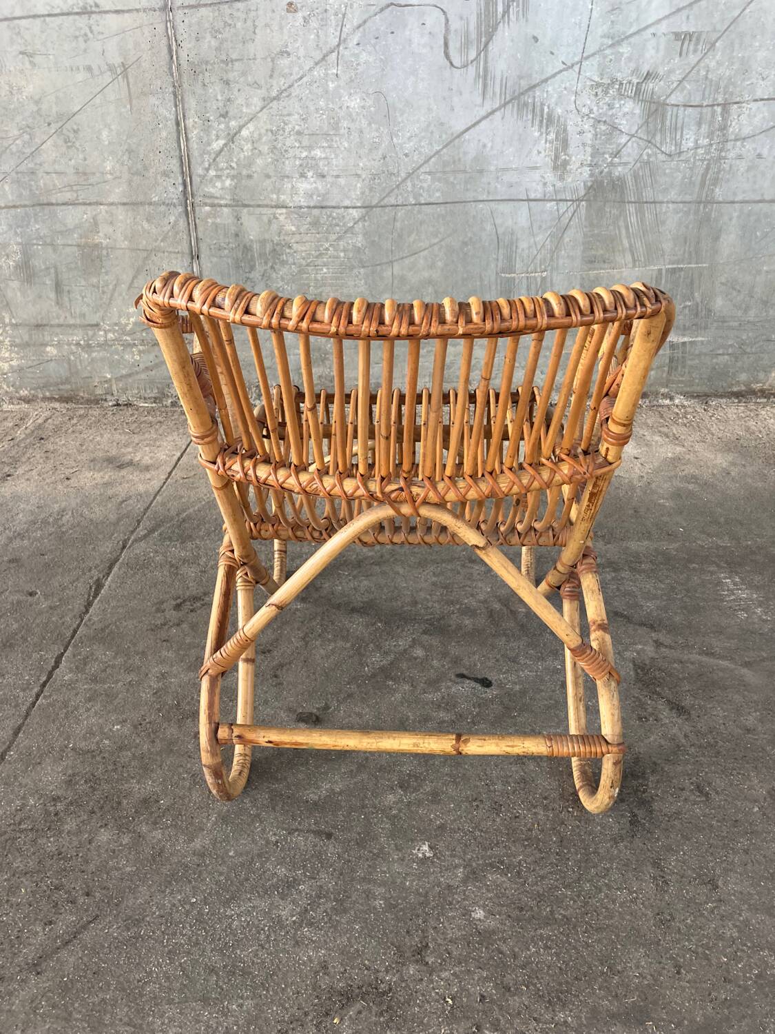 Fauteuil en rotin vintage 1950