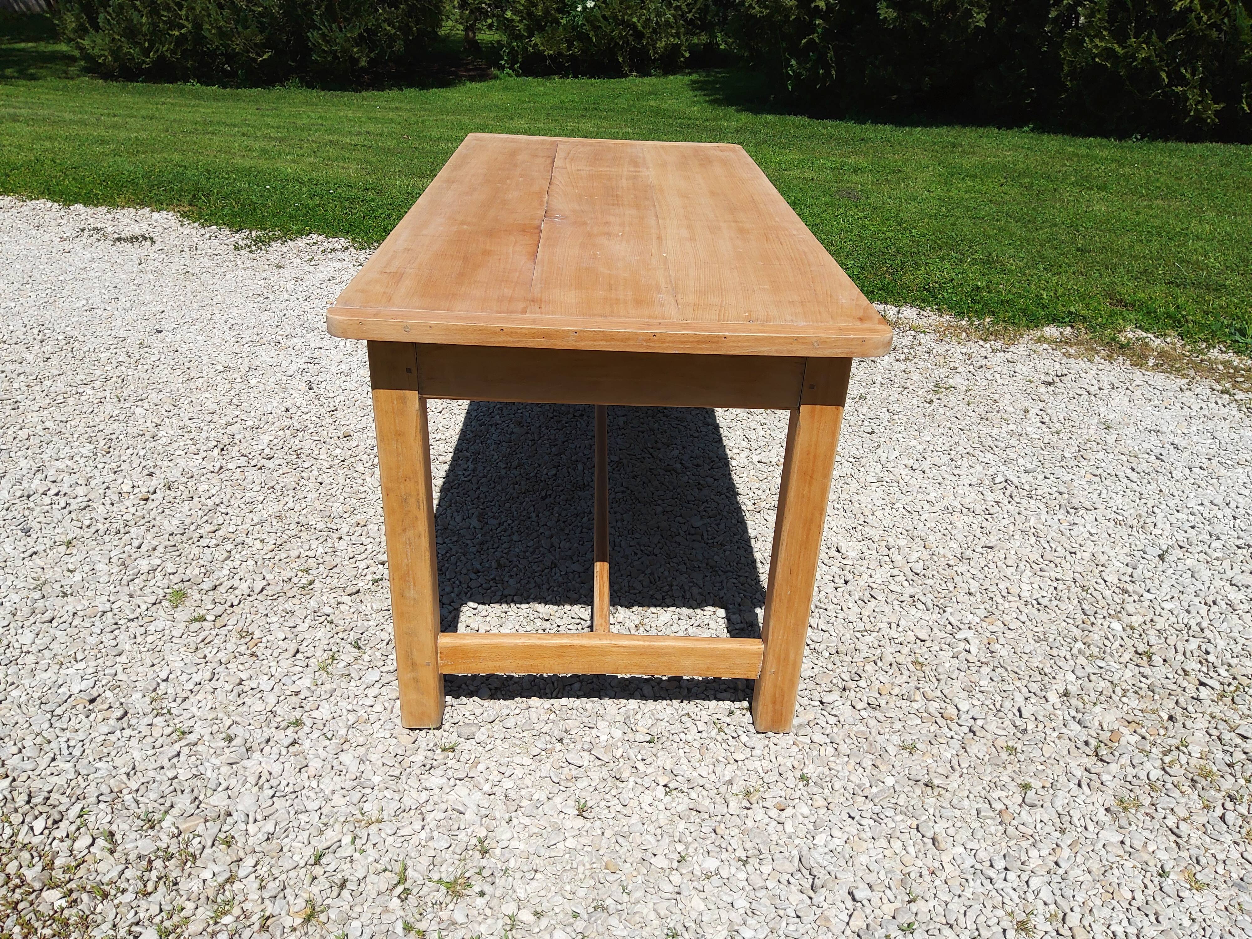 Farmhouse table