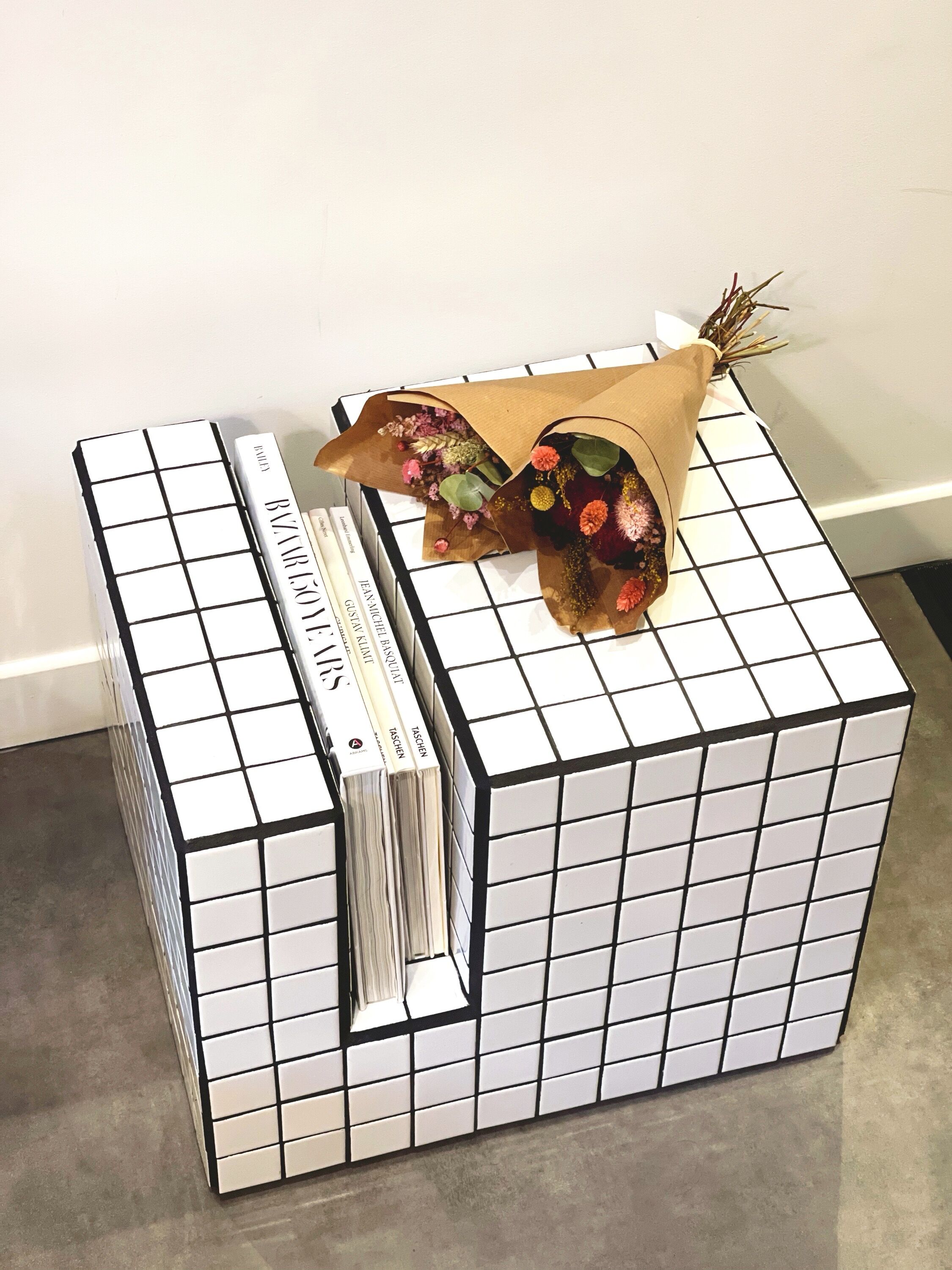 Ceramic bedside table