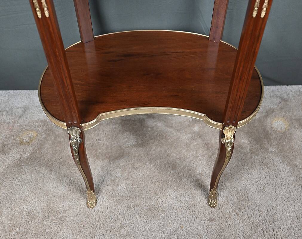 Small Kidney Table in Mahogany, Transition Style – Early 20th Century