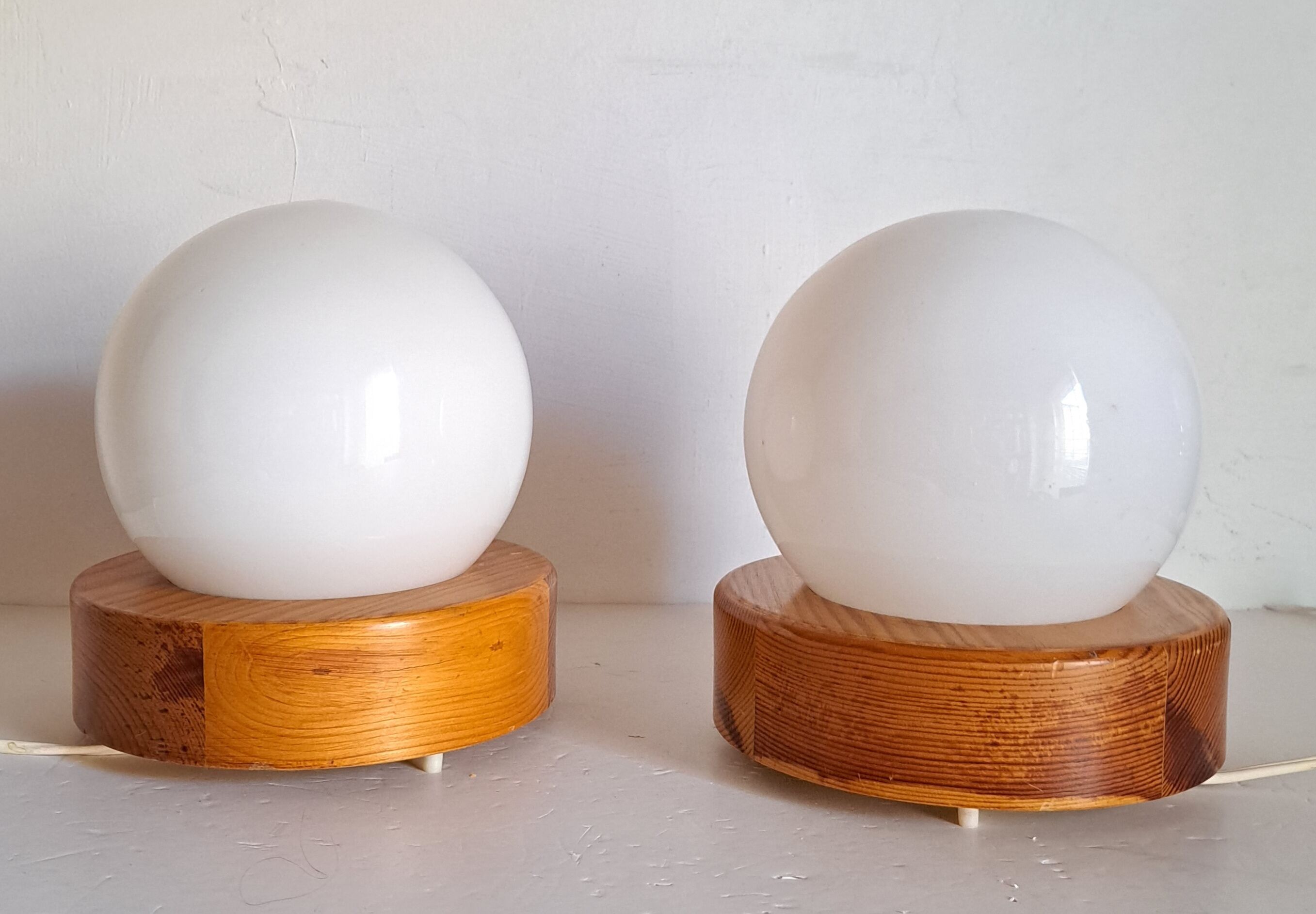 Pair of bedside lamps