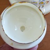 Enamelled sheet metal kettle