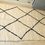 Beautiful carpet Beniouarin pure wool