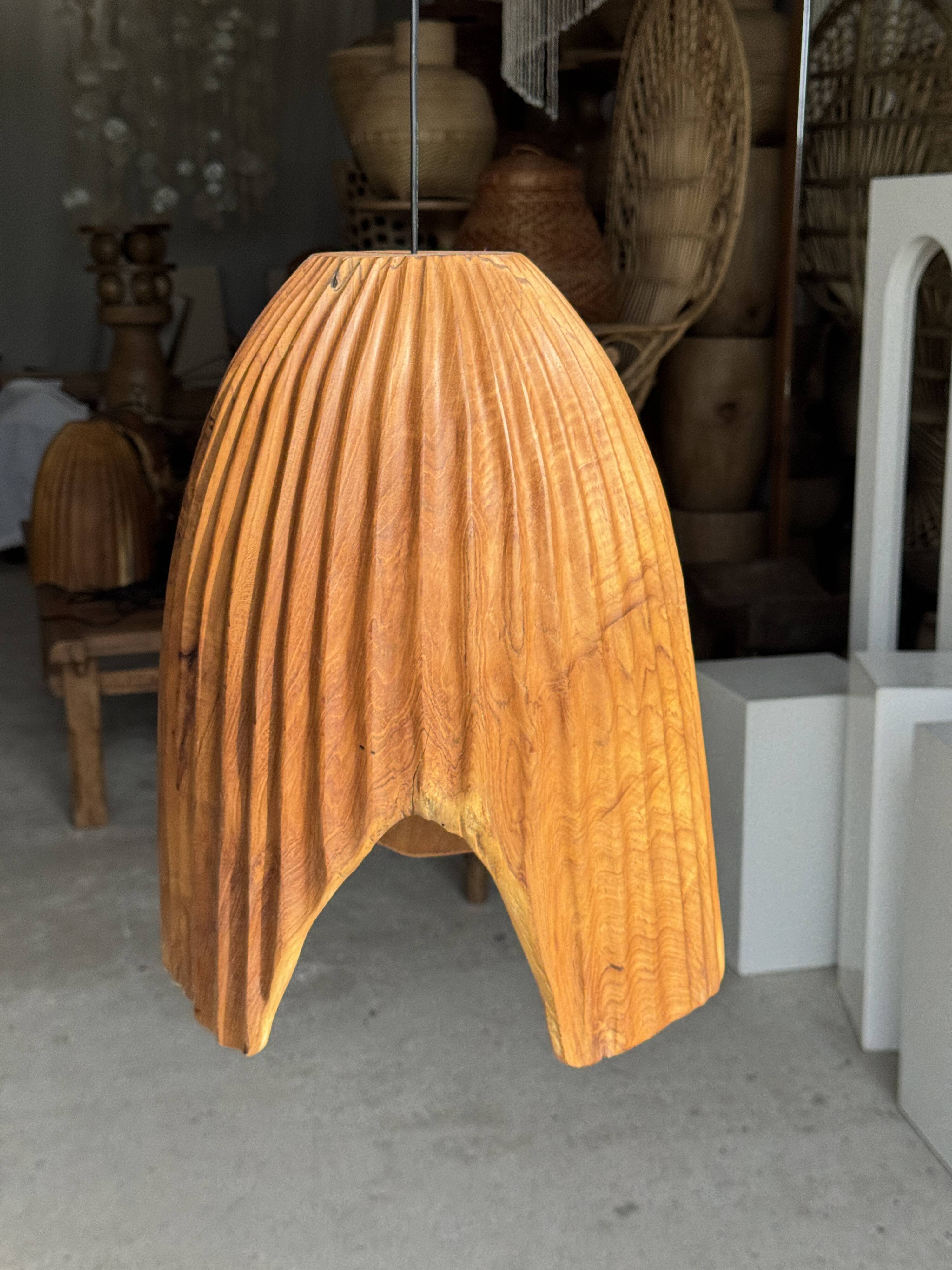 Large suspension or lampshade in organic natural teak, tubular H40 D30.