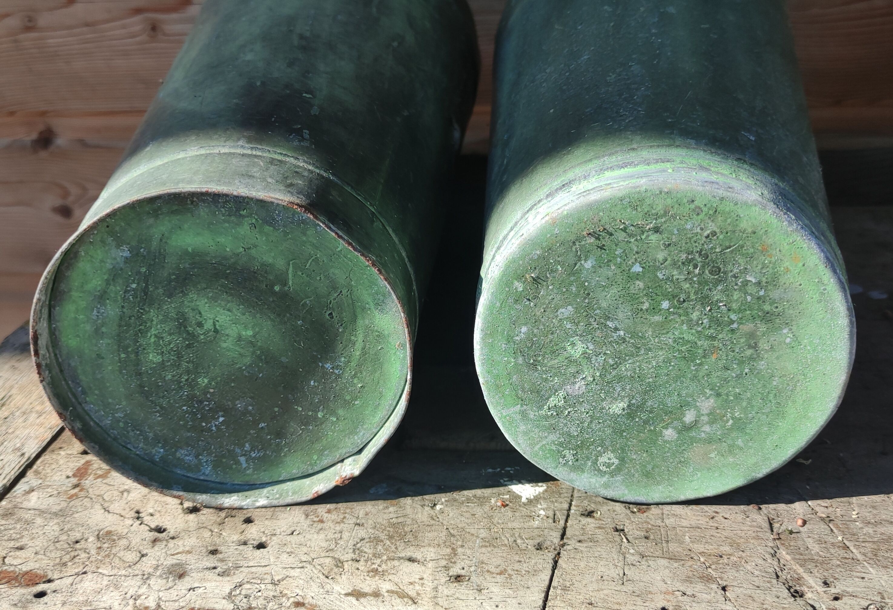 Lot 10 anciens pots de fleuriste en zinc