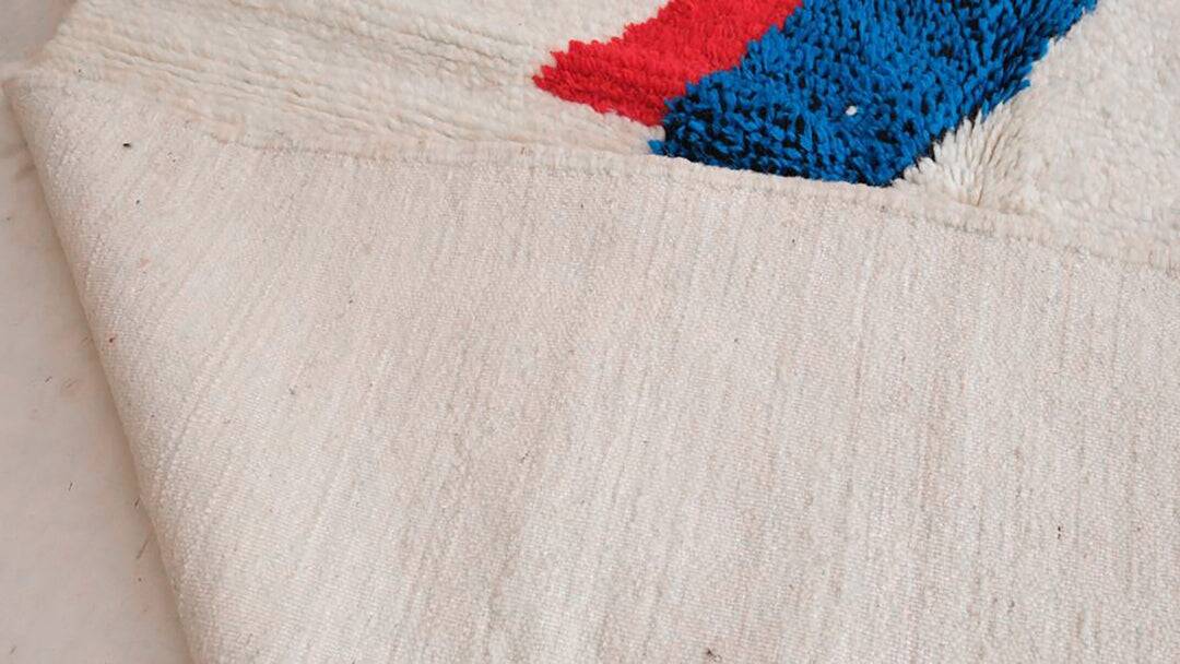 Modern and traditional colored rug 250cm/150cm