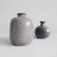 Vase in blau braun, Mid Century Keramik, bauchige Blumenvase