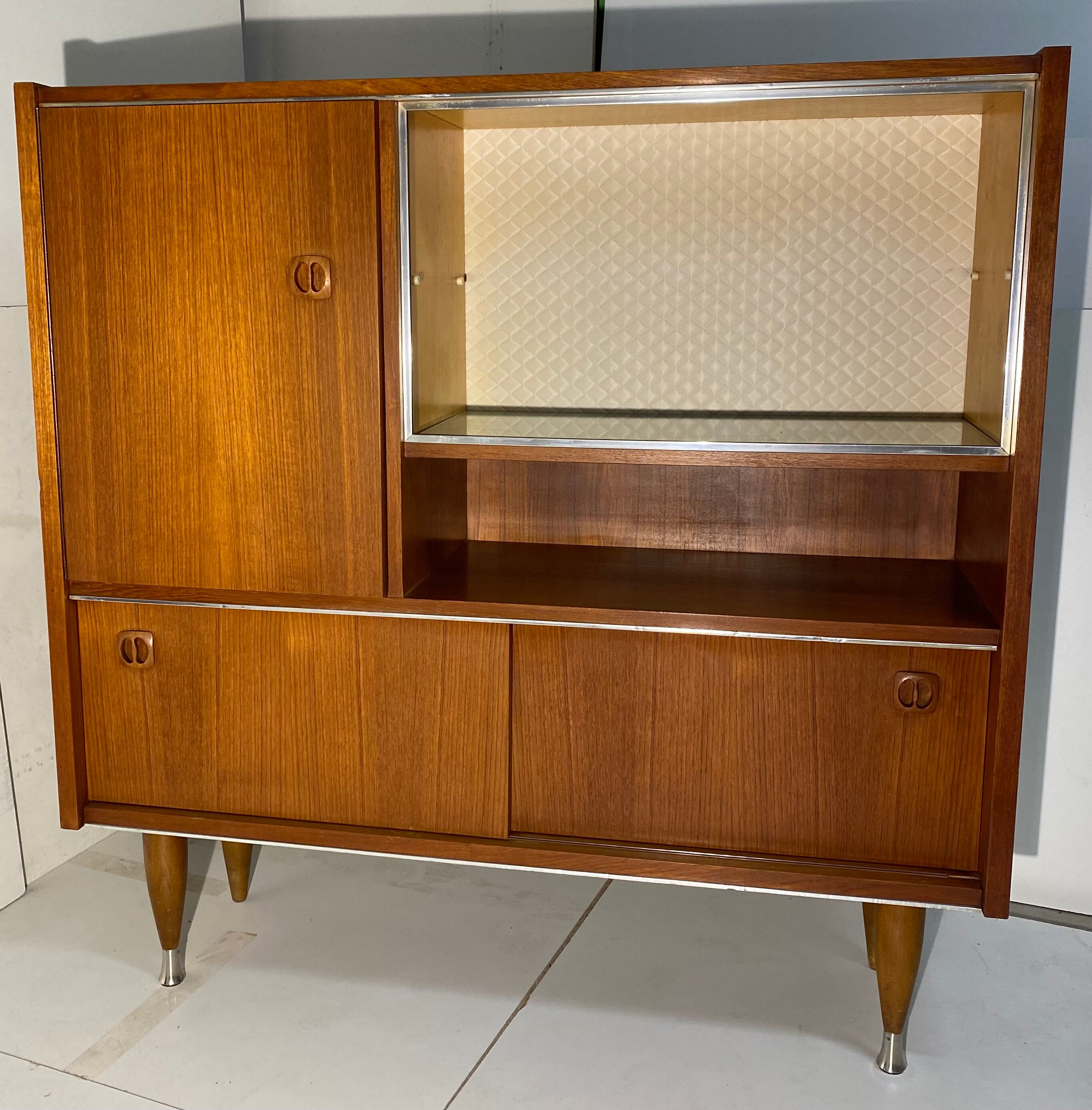 Vintage buffet 1960
