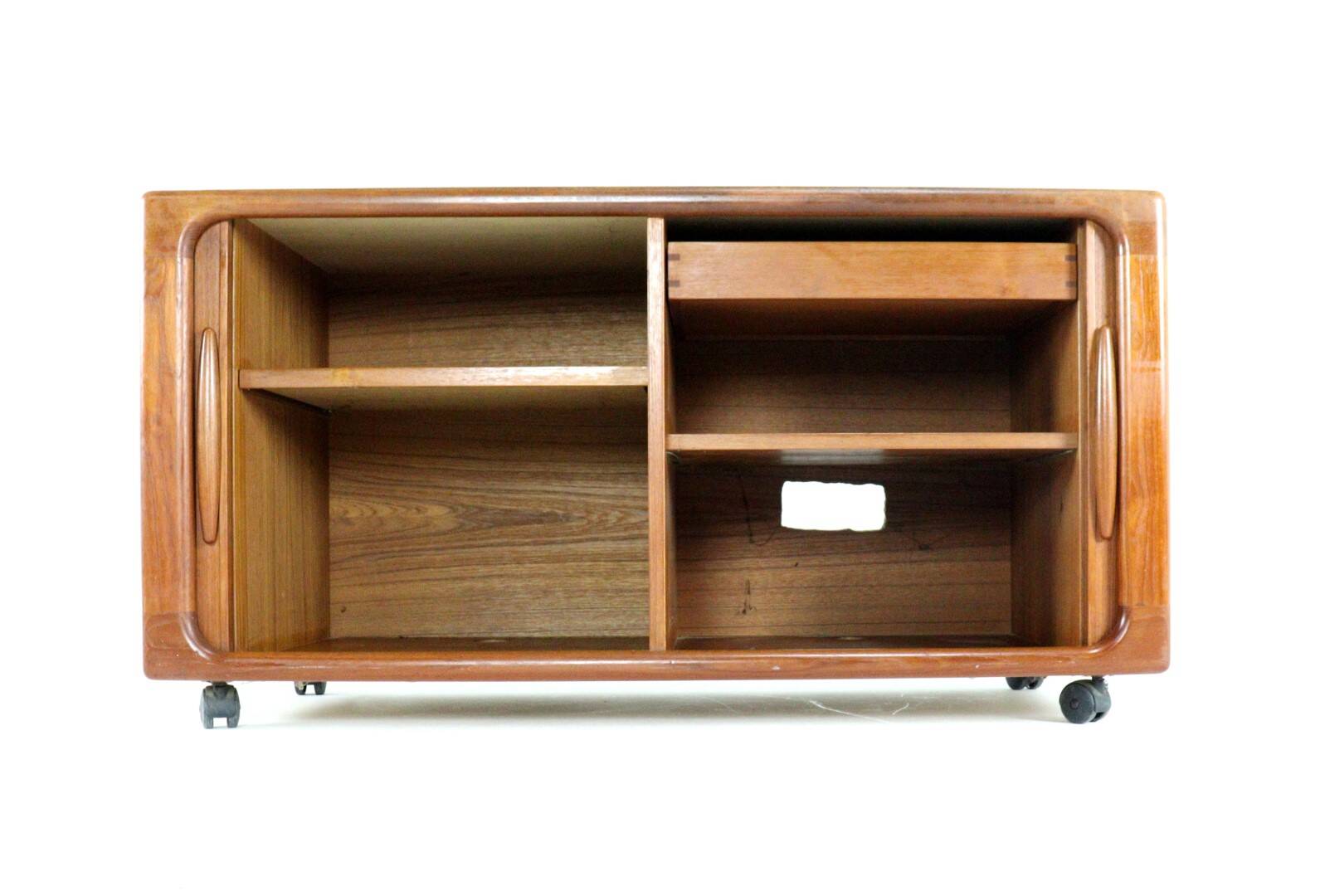 Dyrlund audio / tv cabinet 'Gronhoj'