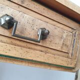 Solid wood desk – Rustic chic style