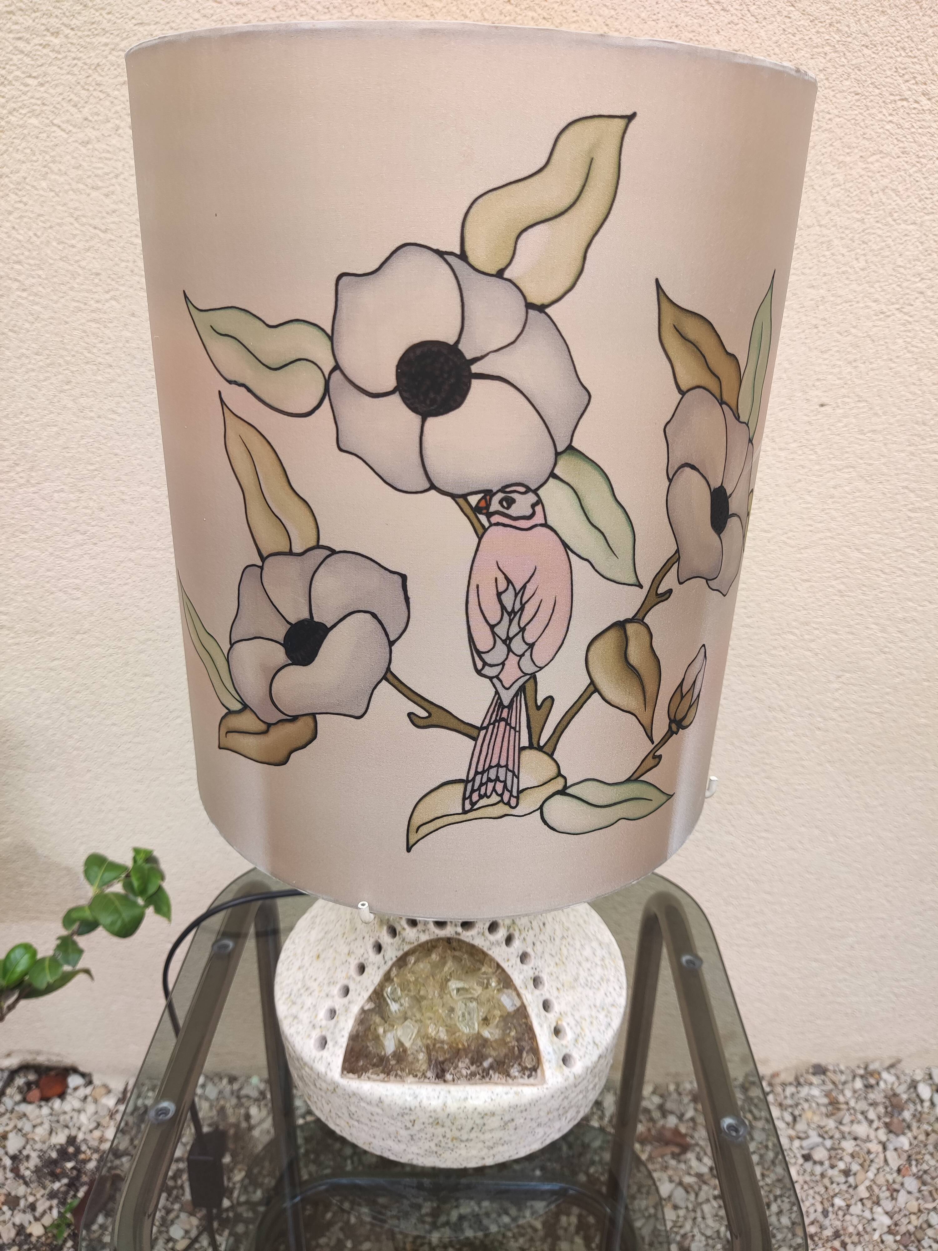 Bedside lamp in sandstone accolay