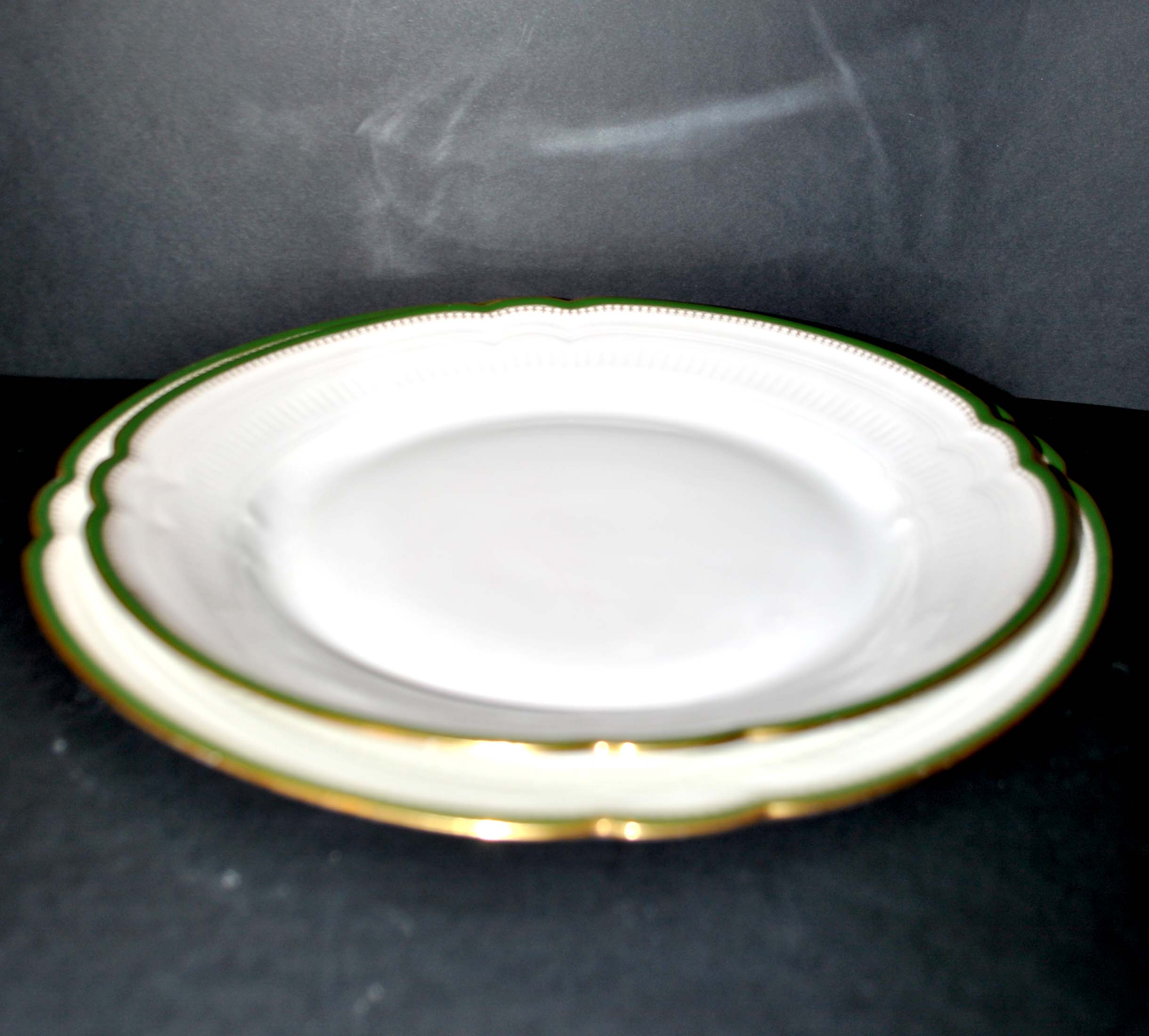 LIMOGES 2 round dishes antique chantournés in Green Gold edging porcelain "Aux Lions de Faïence Paris"