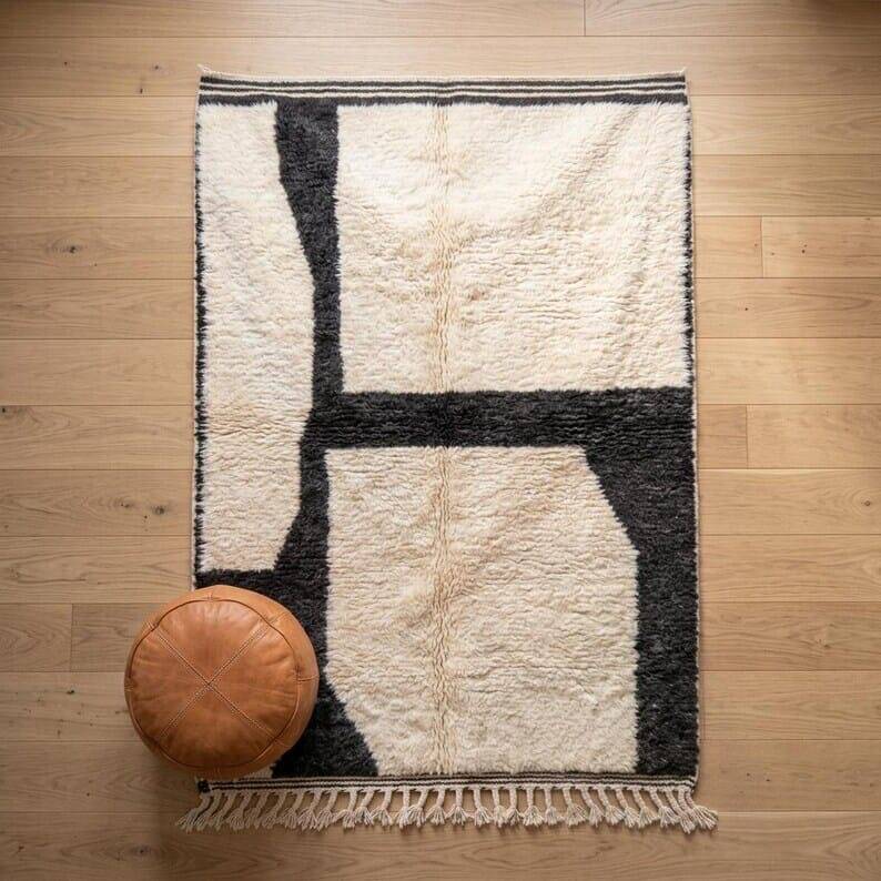 Custom traditional natural wool rug size 150/350 cm