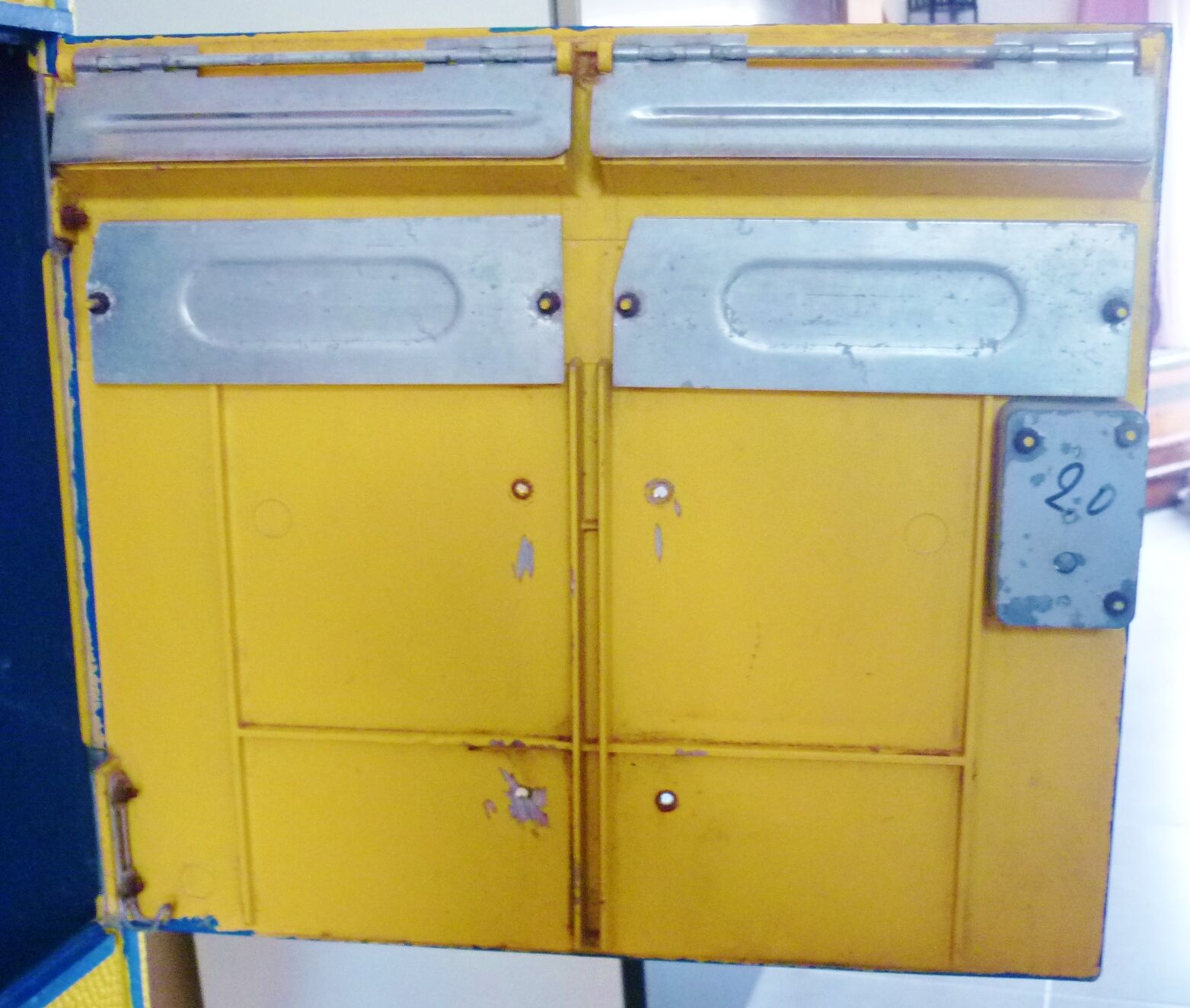 Double mailbox reformed, La Poste Dejoie Nantes 1969