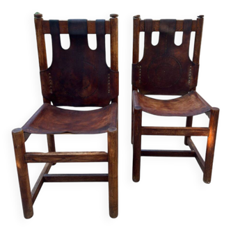 Deux chaises en cuir des années 1970