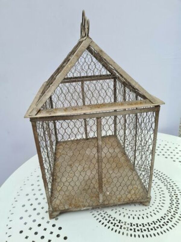 Cage à oiseaux en fer