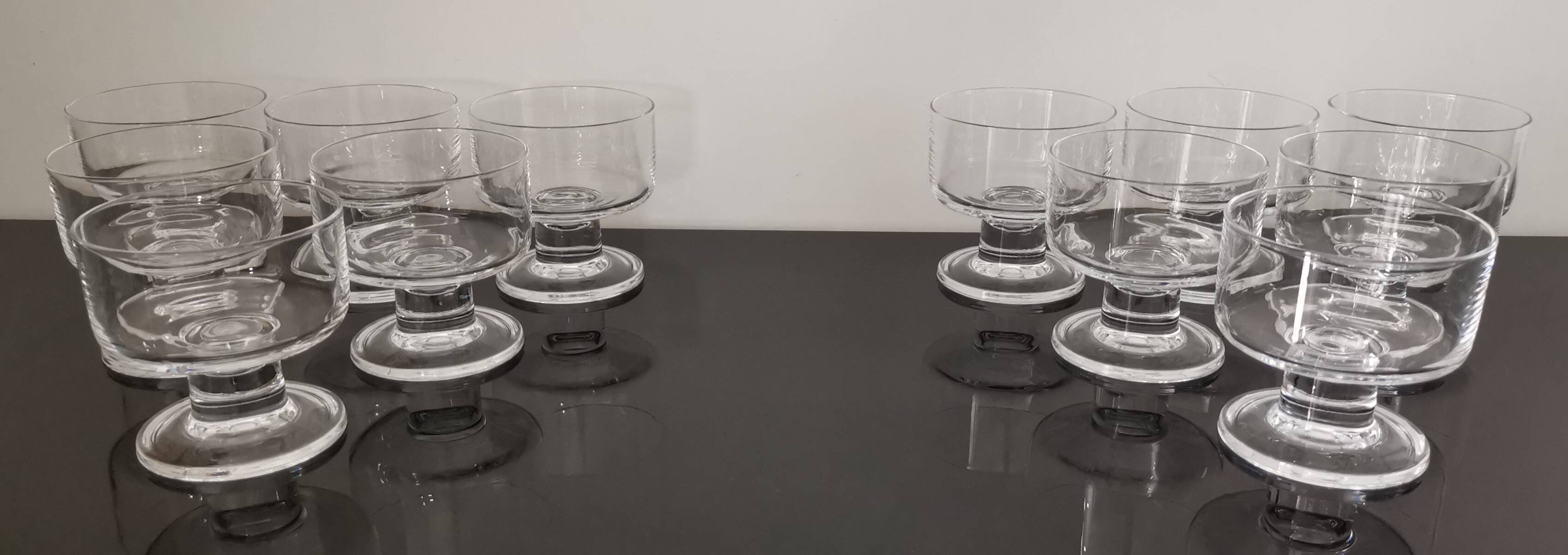 6 transparent cavalier cups thick vintage glass base 1970s