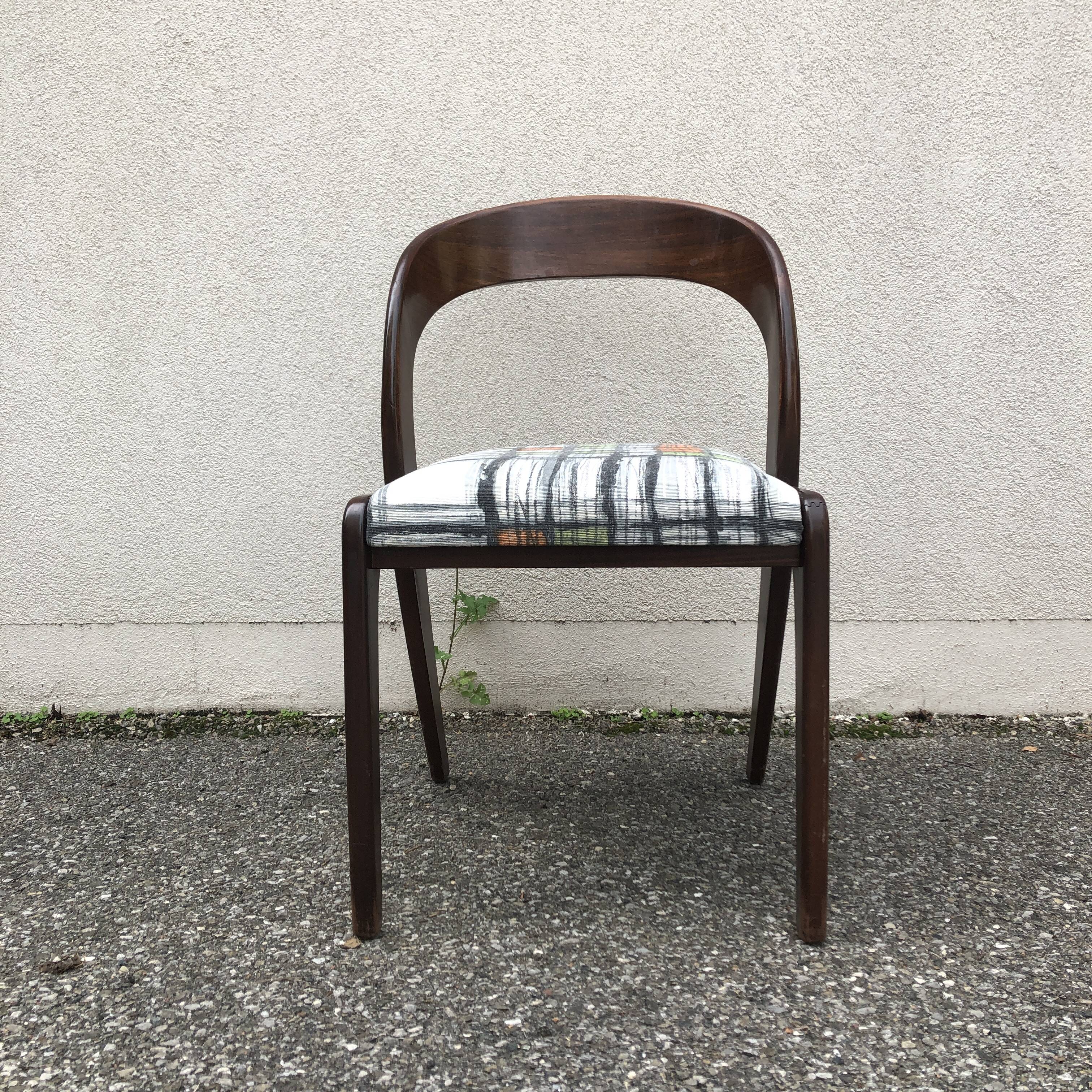 Baumann gondola chairs