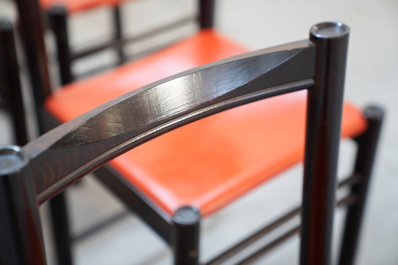 Table and 6 chairs mod. ibisco, 70's/80's