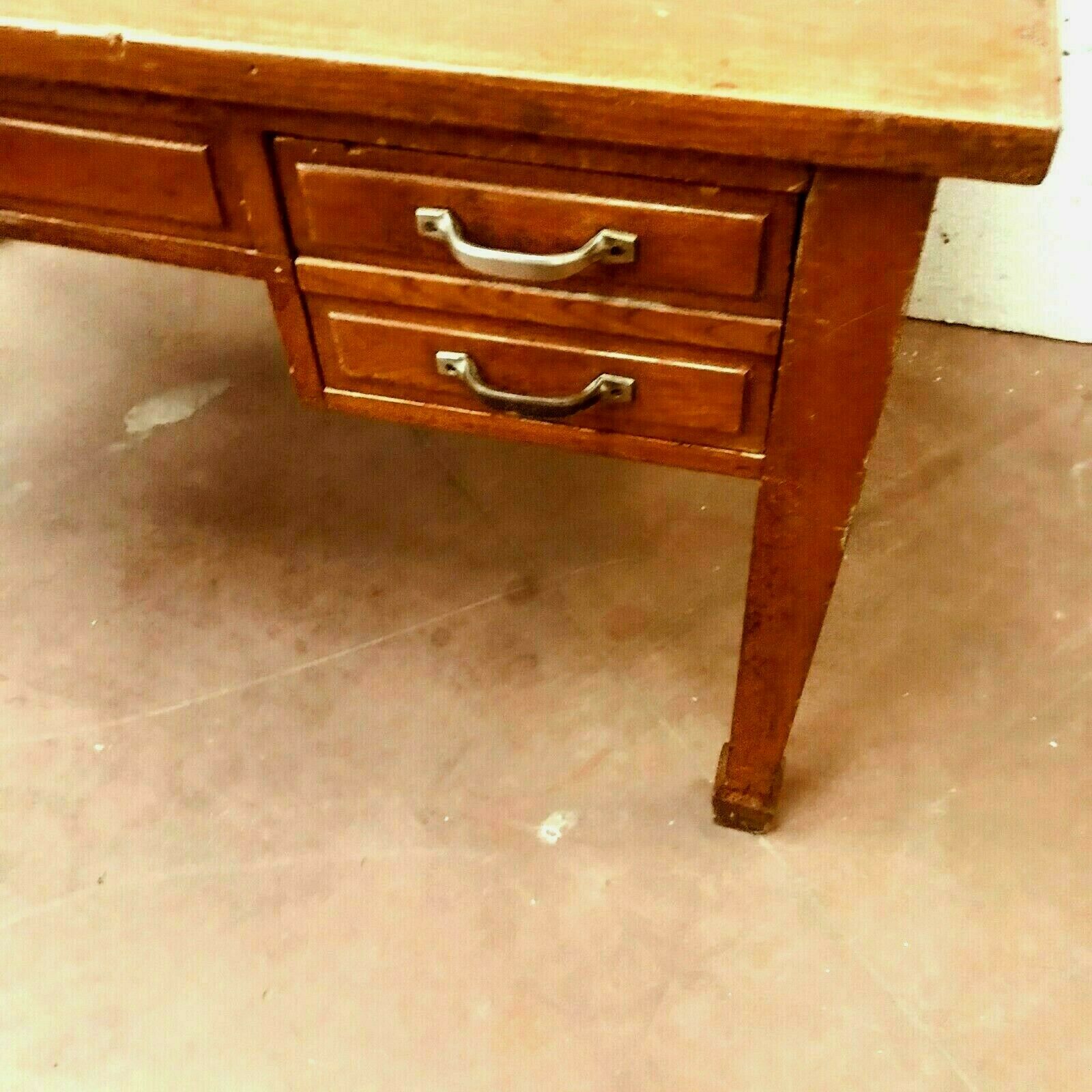 Bureau plat d'administration années 1940 xx siècle