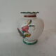 Vase signé a décor floral