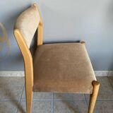 Scandinavian chair in honey colour