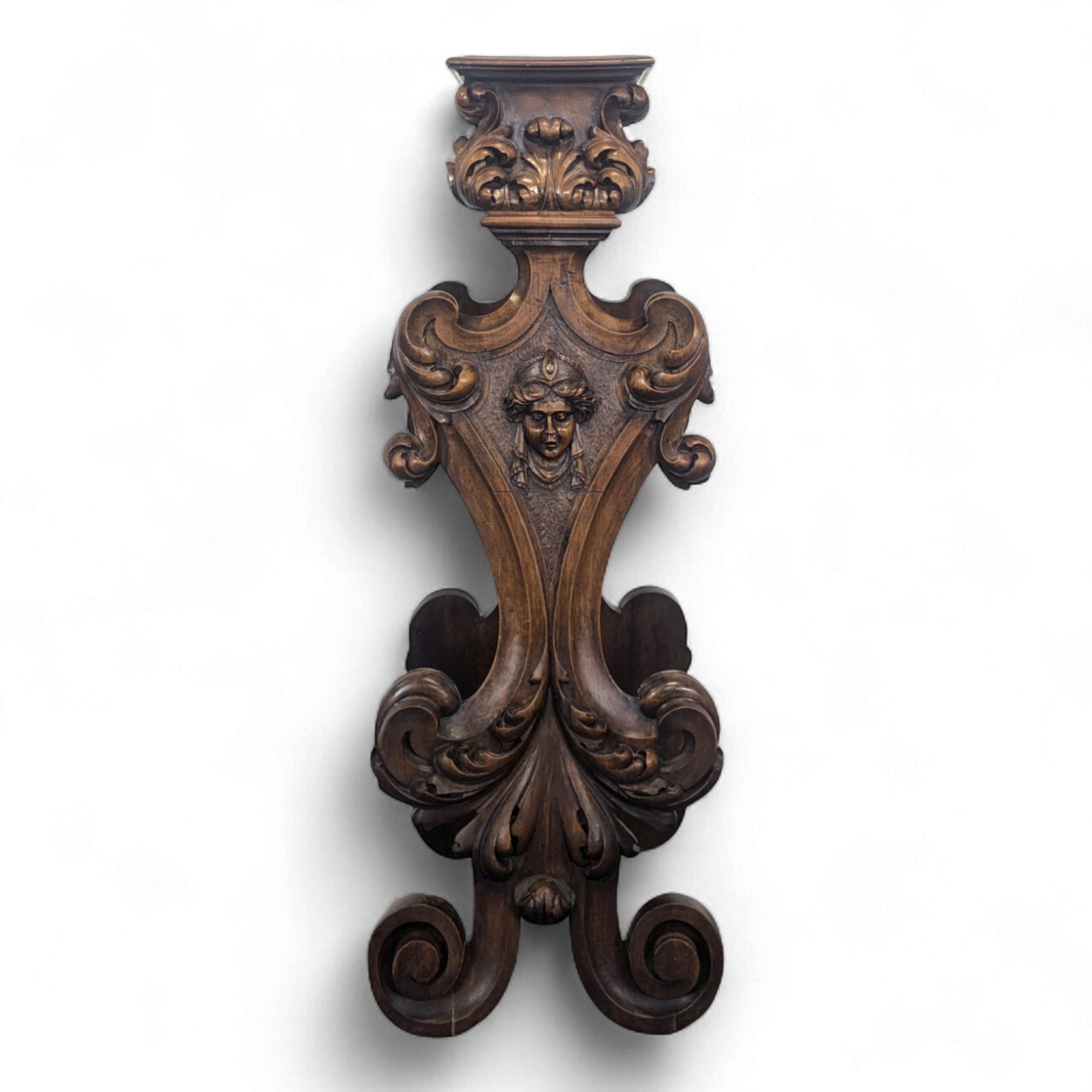 Selette de style Renaissance en noyer