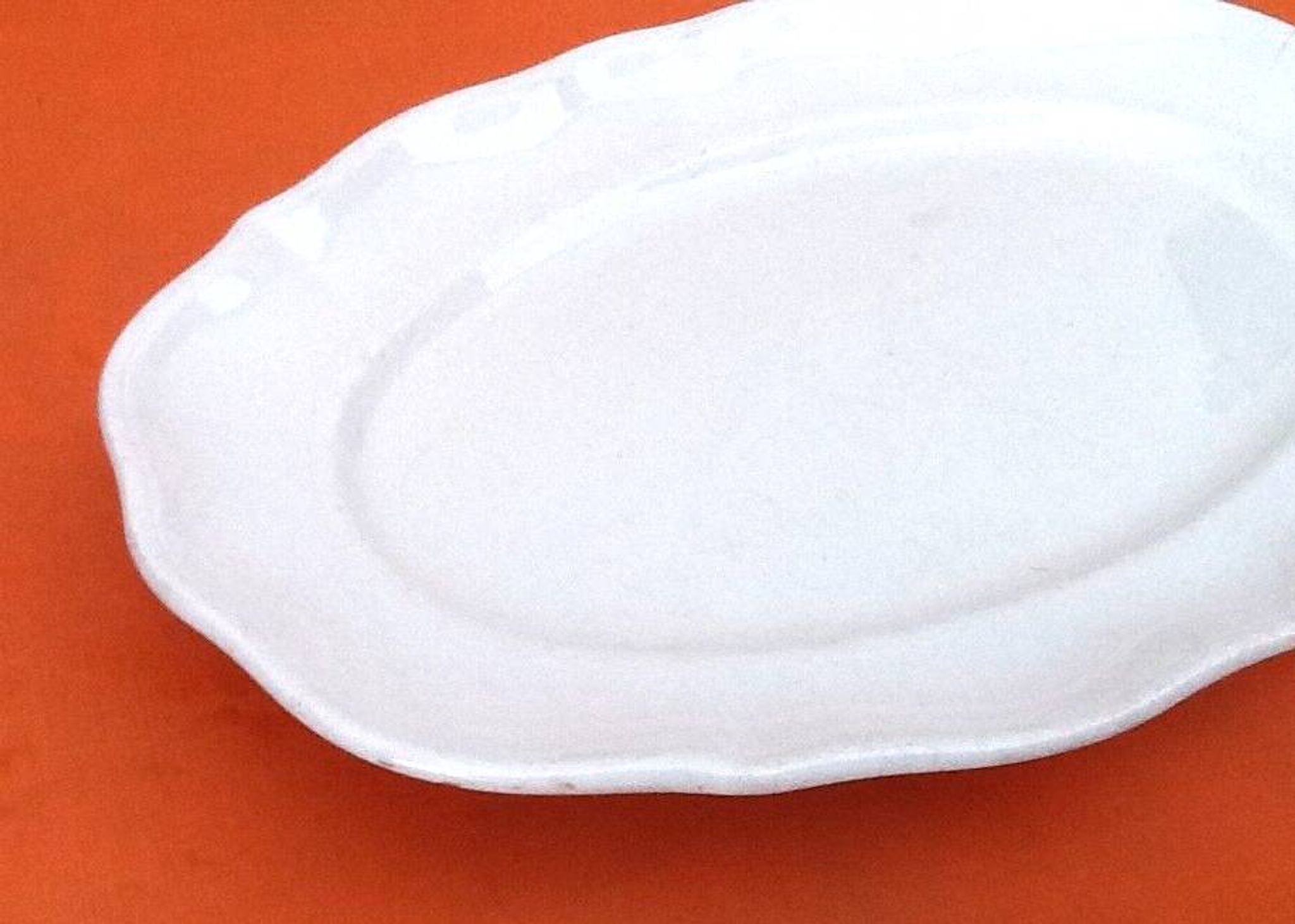 K&G (Keller & Guerin) Half-Porcelaine Lunéville Large polylobed serving dish late 19th century