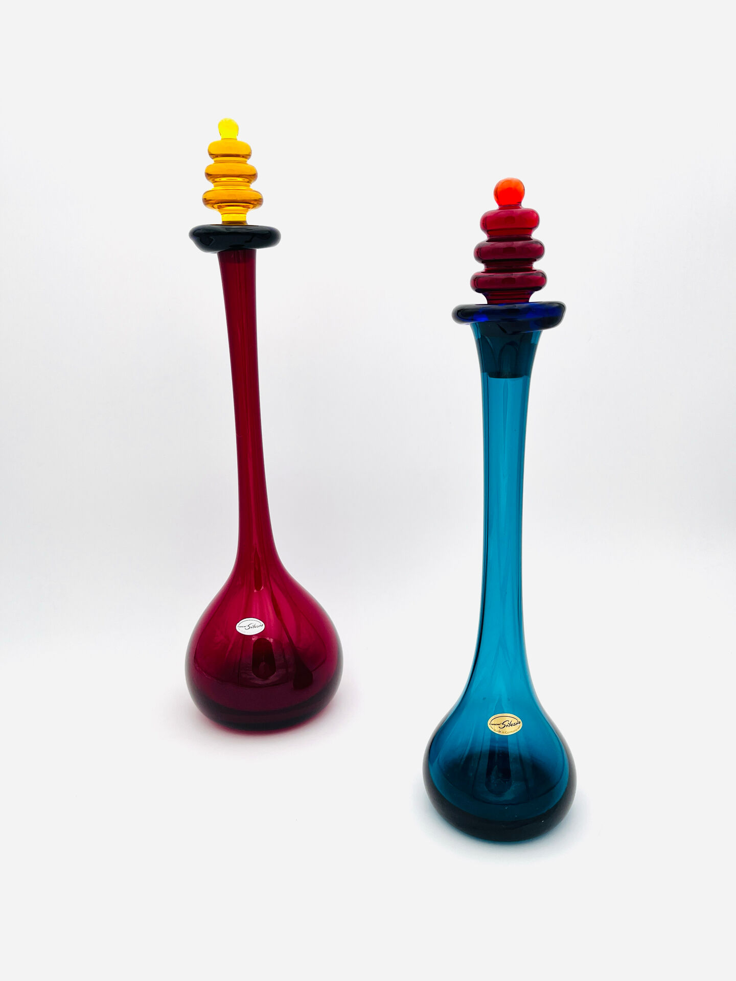 2 XL sculptural carafes Silesia Kaspar Design Memphis (40&45cm) 1970