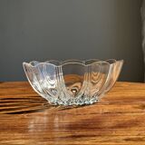 Small vintage Arcoroc Codec glass salad bowl with stylized petal patterns