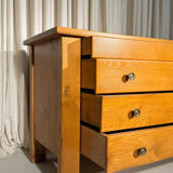 Elm chest of drawers