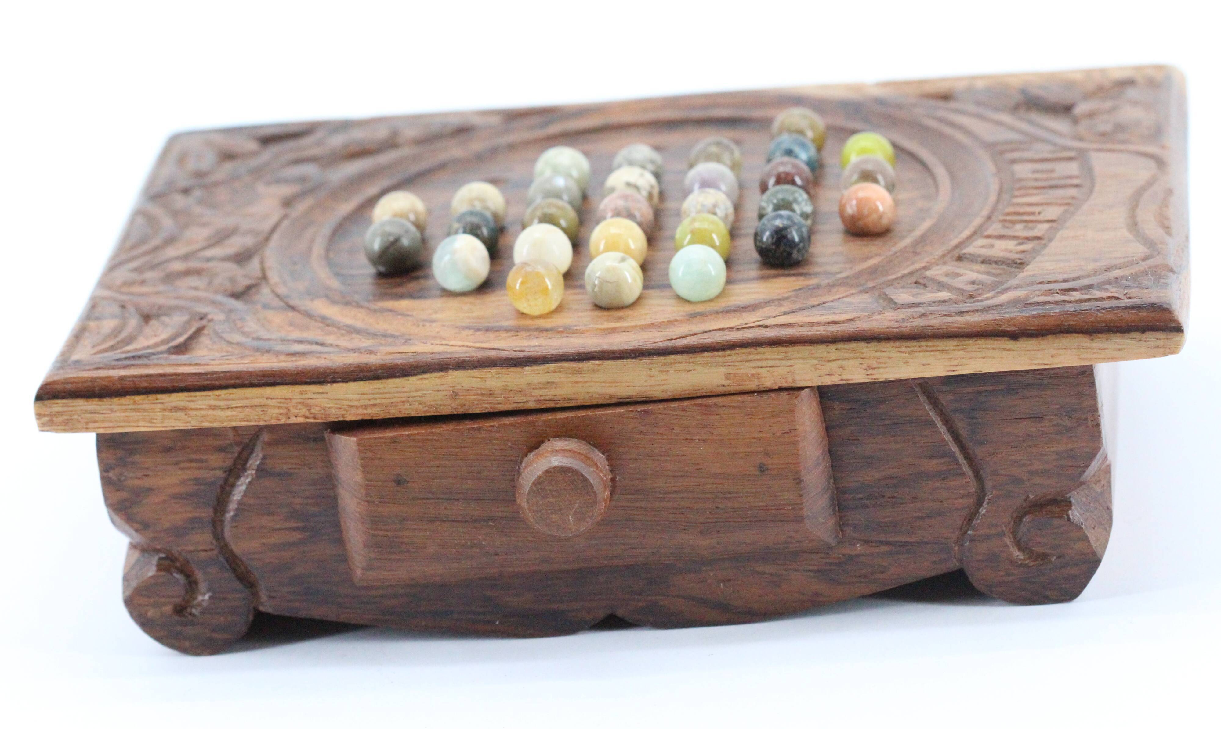 Box wood solitaire game