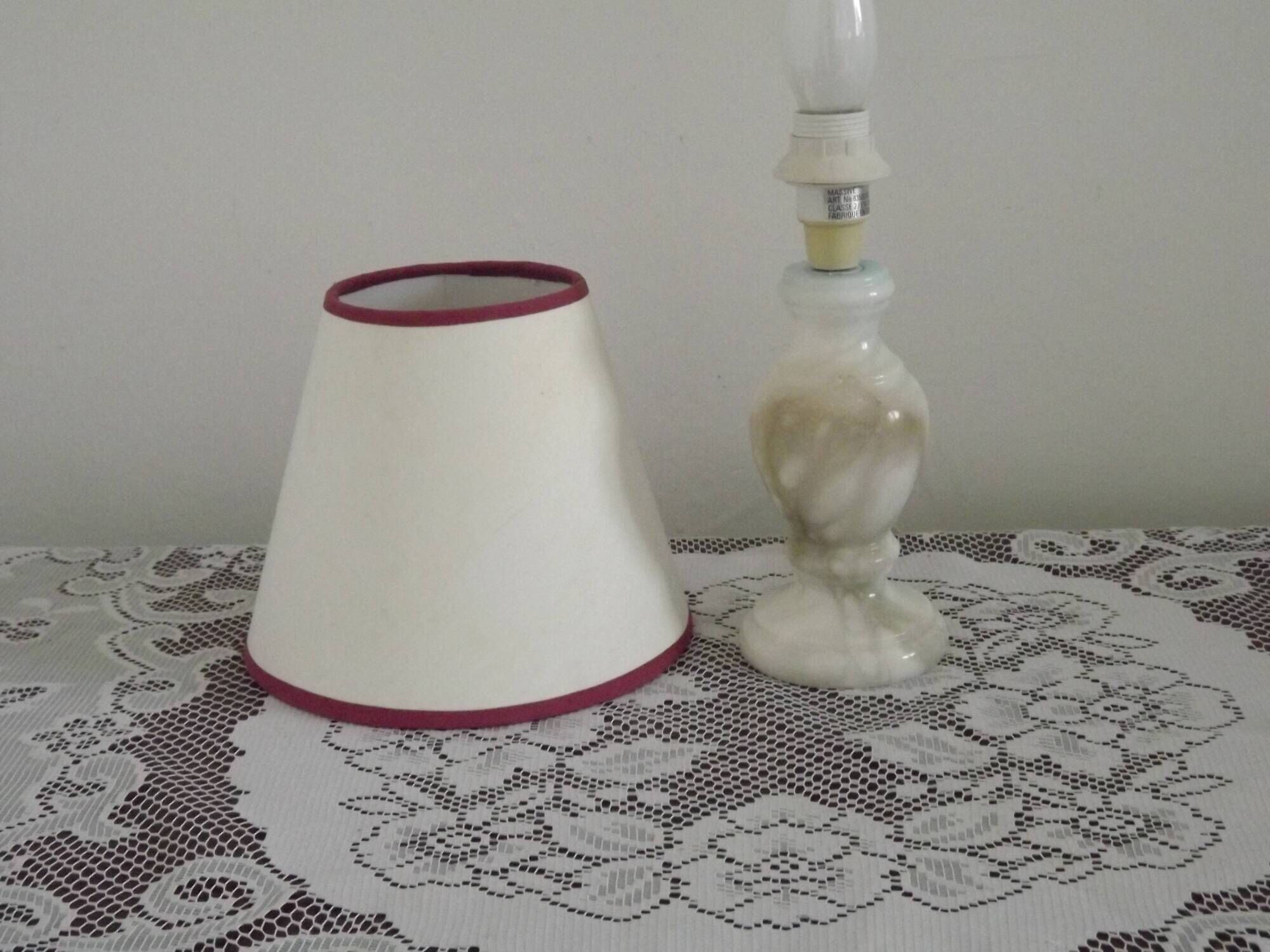 French Vintage Small Marble Table Lamp – Cream with Beige & Blue Veins 5237
