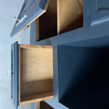 Buffet bleu nuit