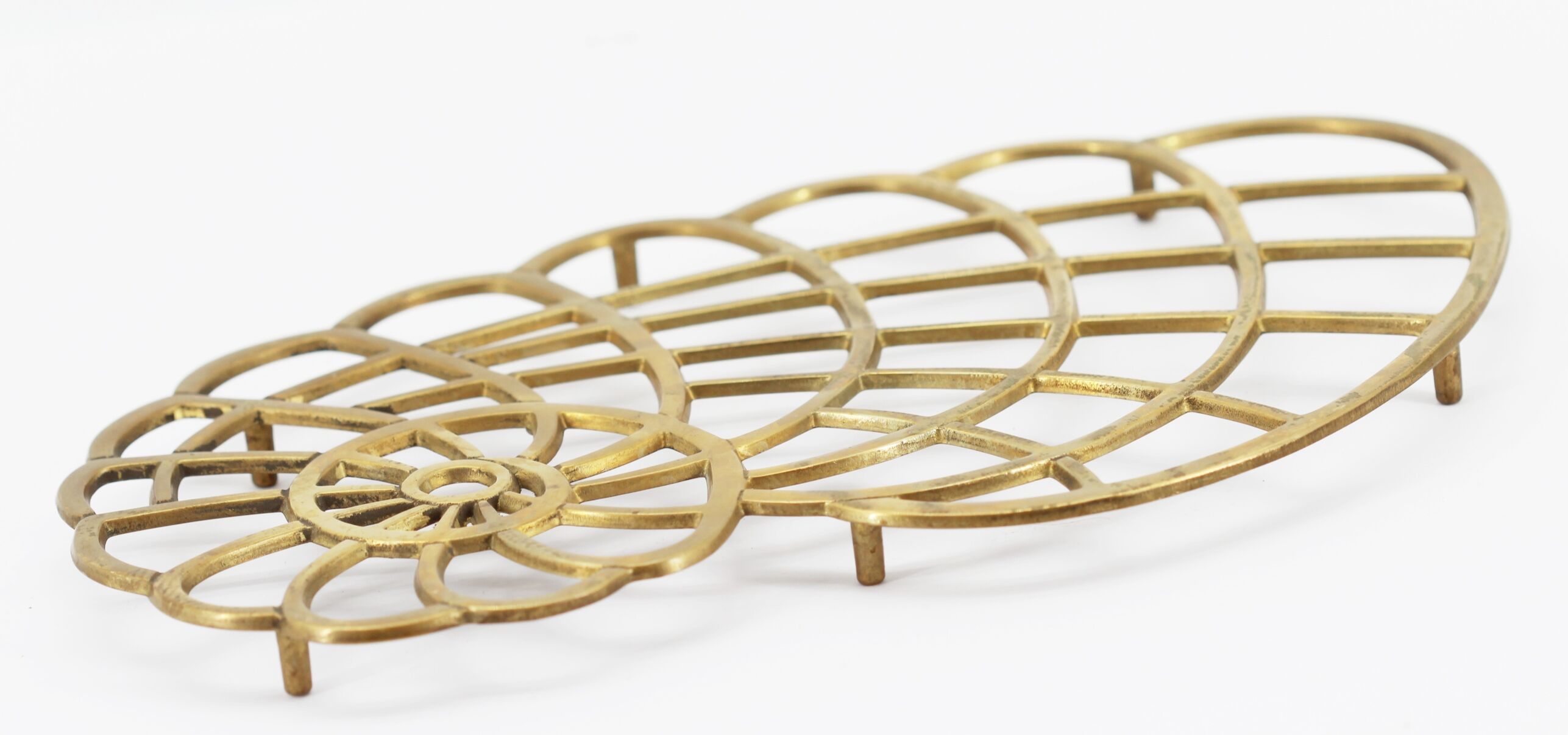 Brass snail flat bottom