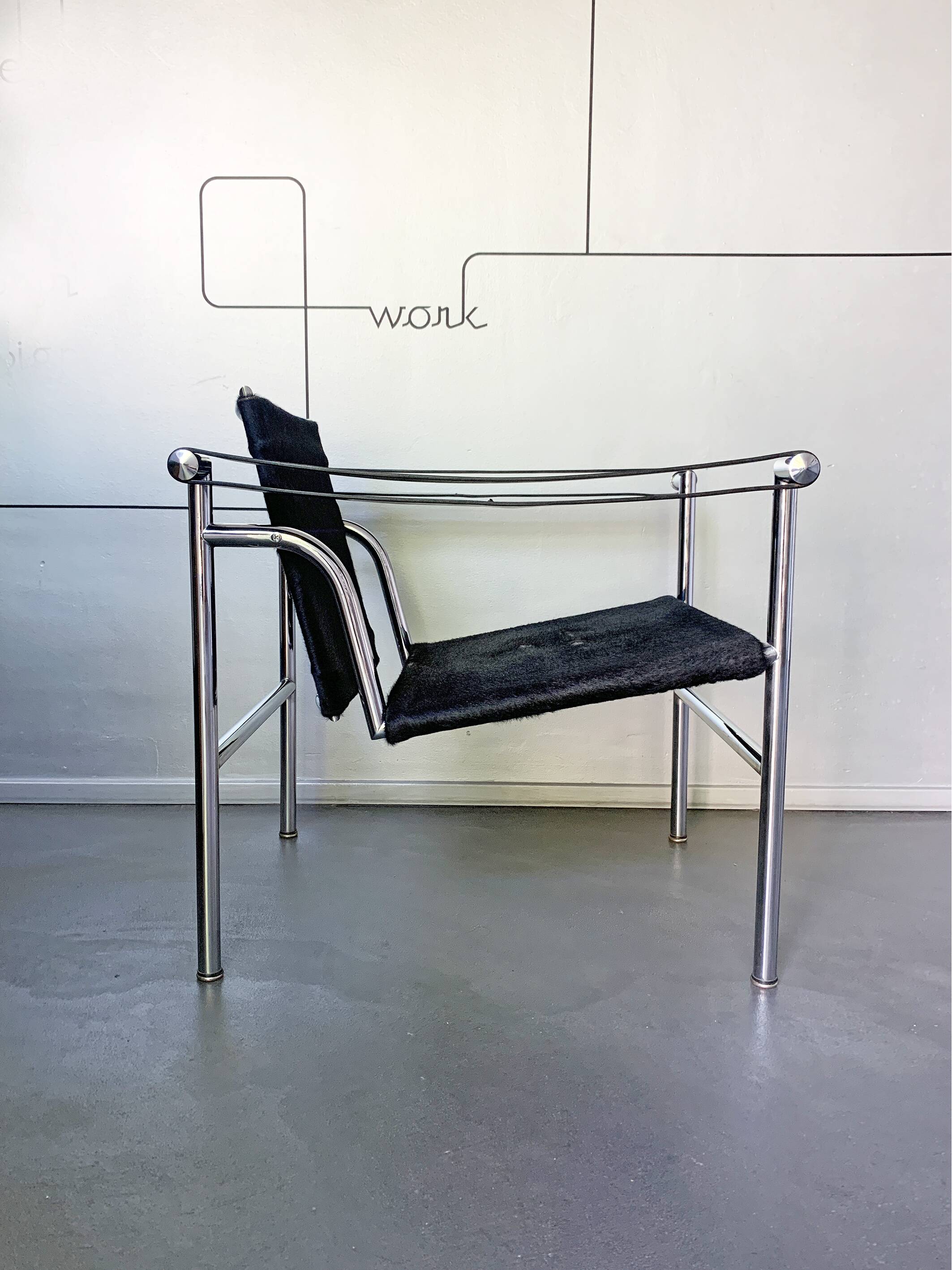 Armchair LC1 No. 10601 Le Corbusier and Charlotte Perriand for Cassina 1960