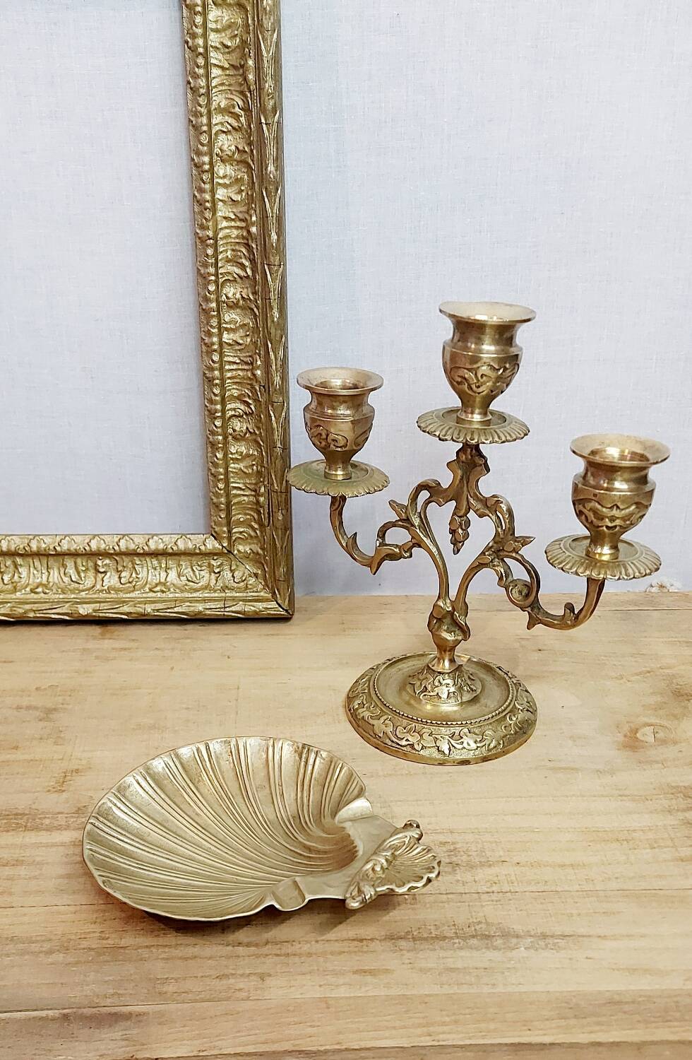 Brass candlestick / candelabra