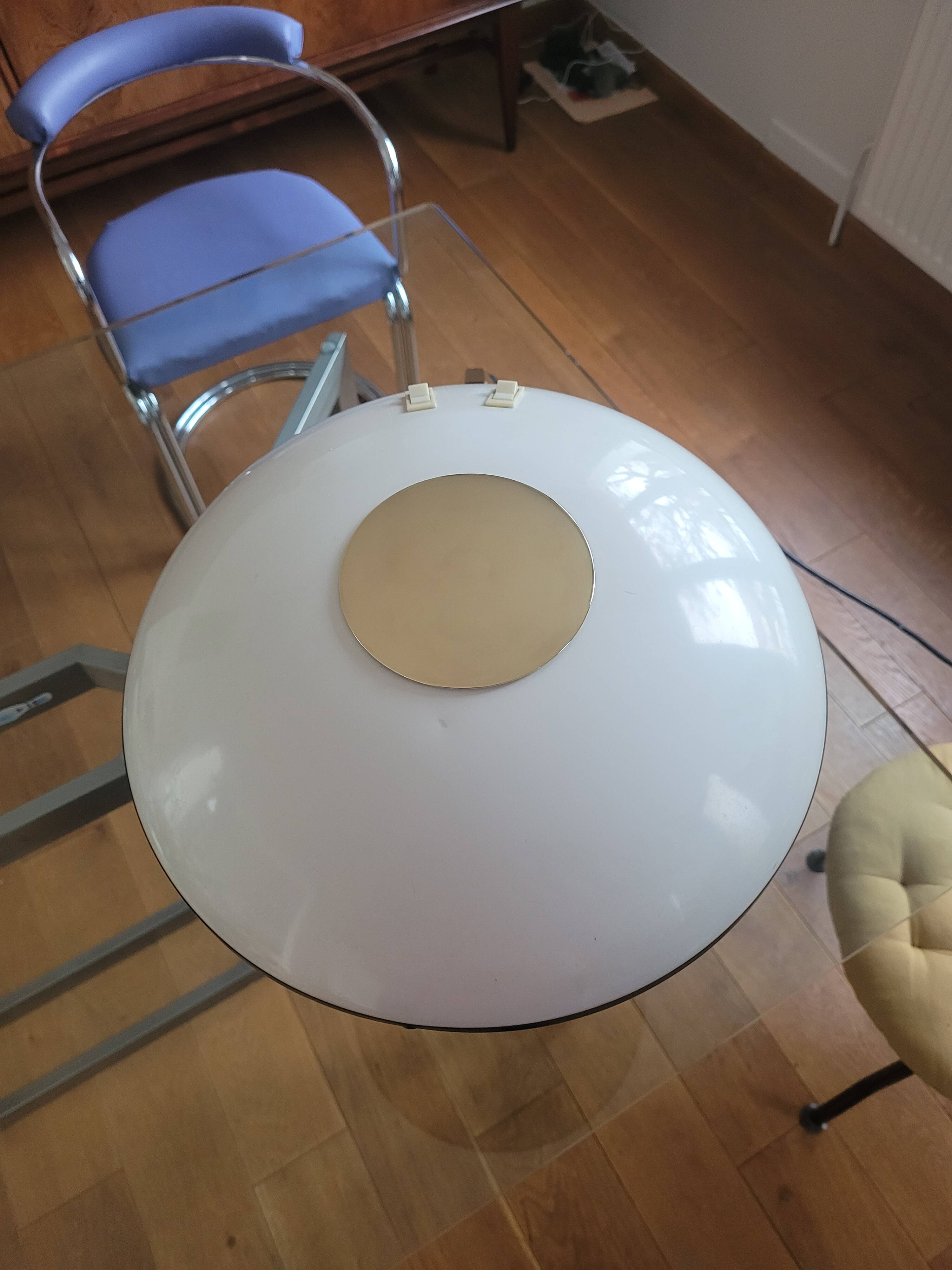 Lampe Ferdinand Solere avec son réflecteur bleu, années 50